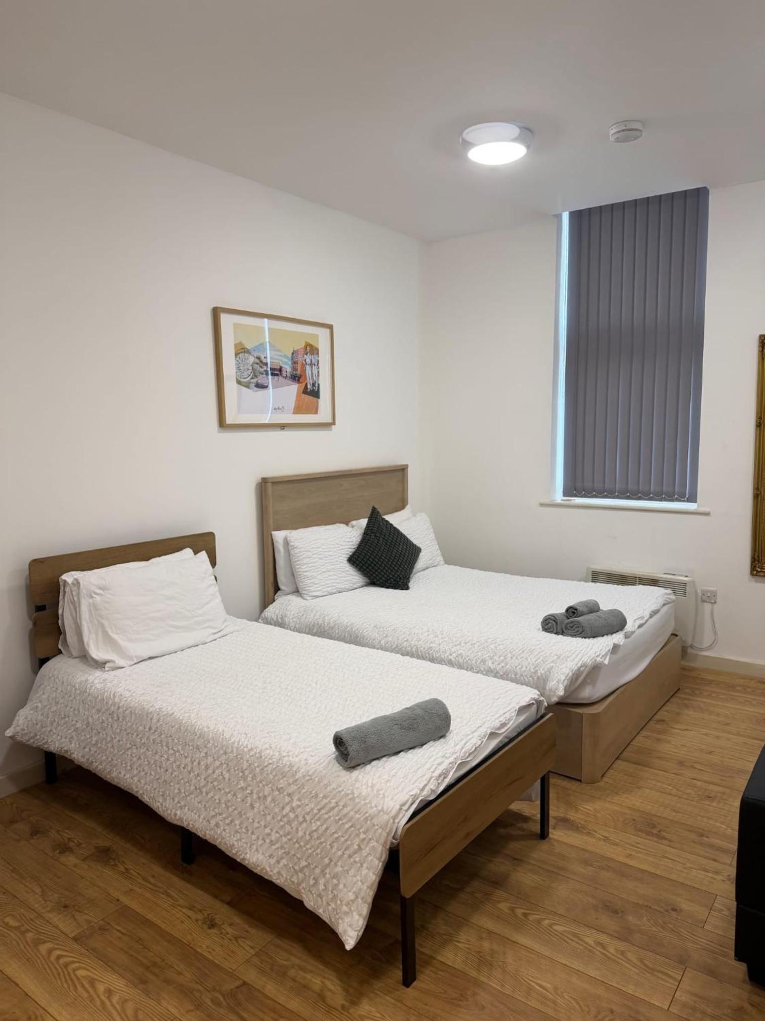 Studio Apartment photo 1