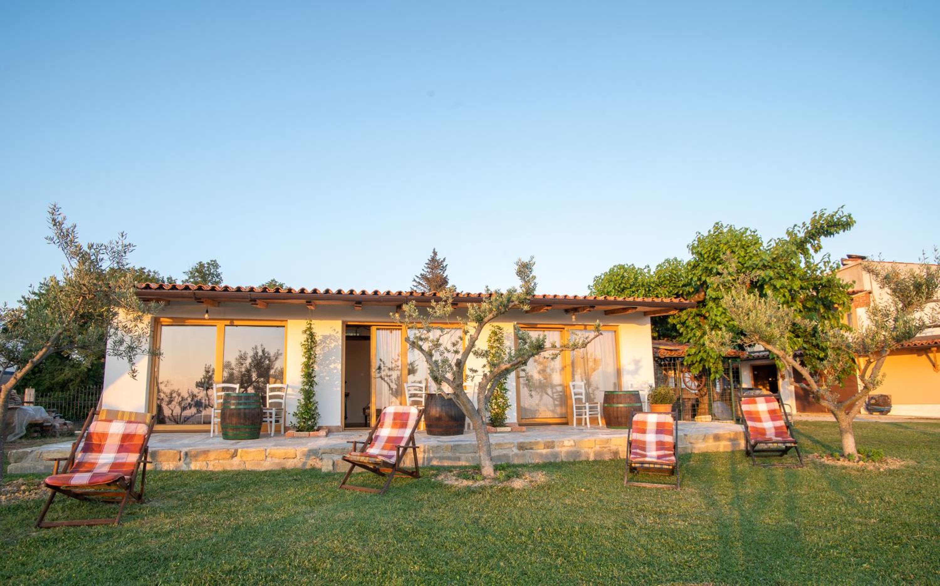 One-Bedroom Bungalow photo 2