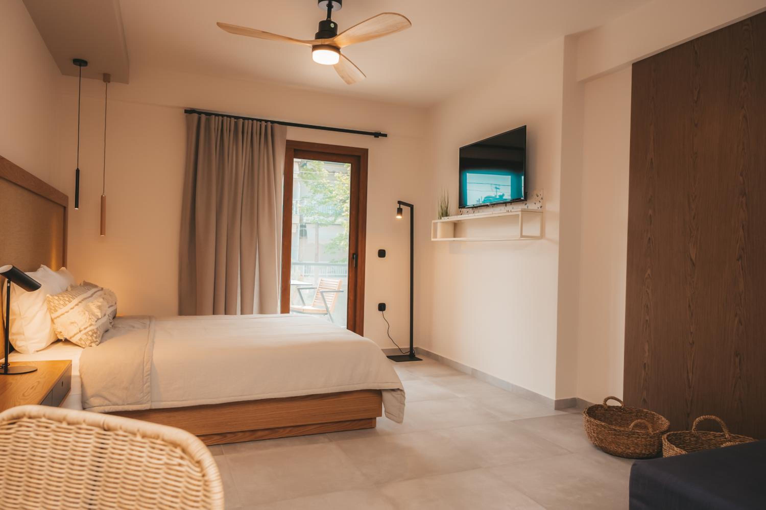 Junior Suite with Balcony photo 3