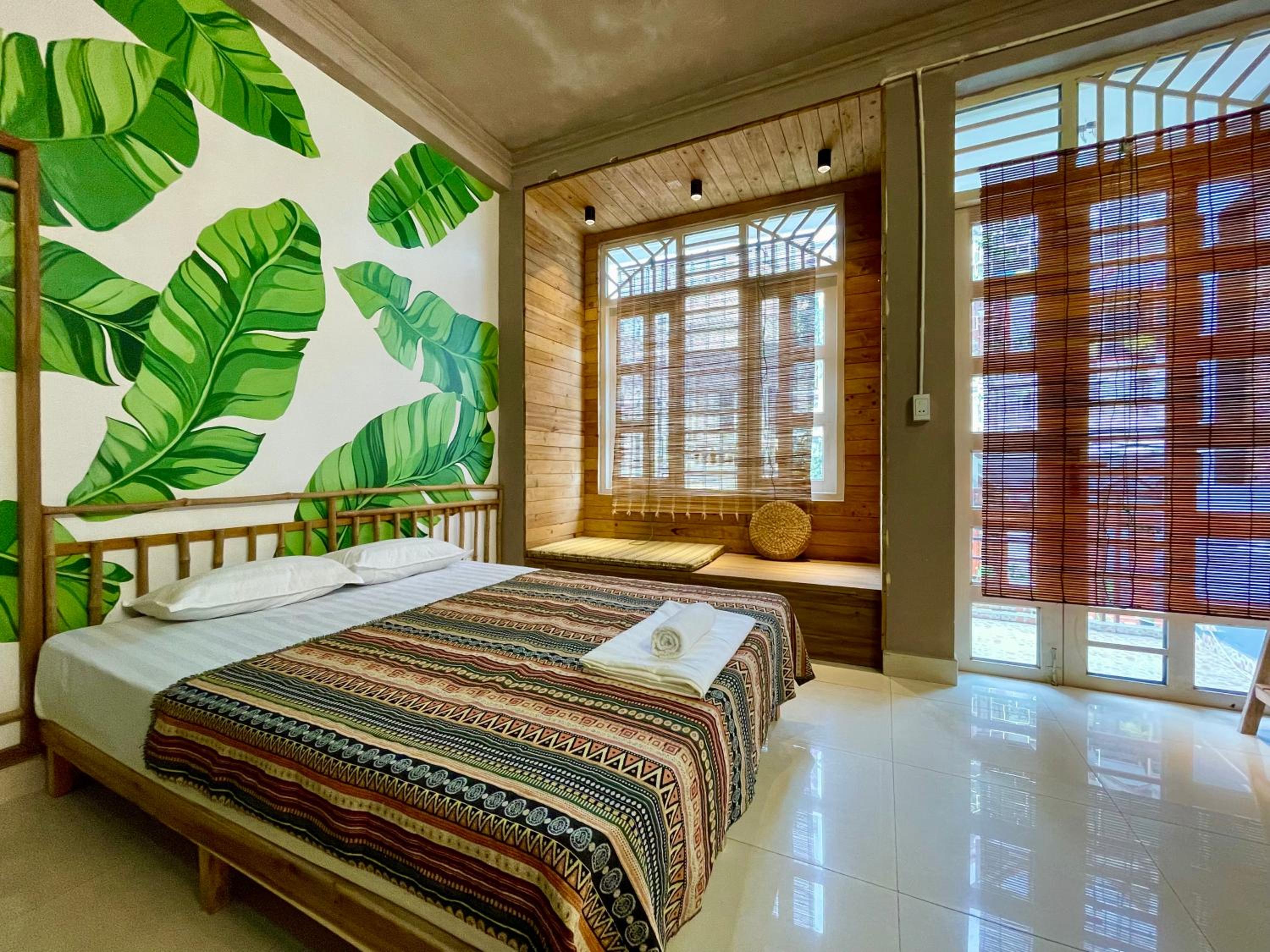 Quadruple Room with Private Bathroom photo 2