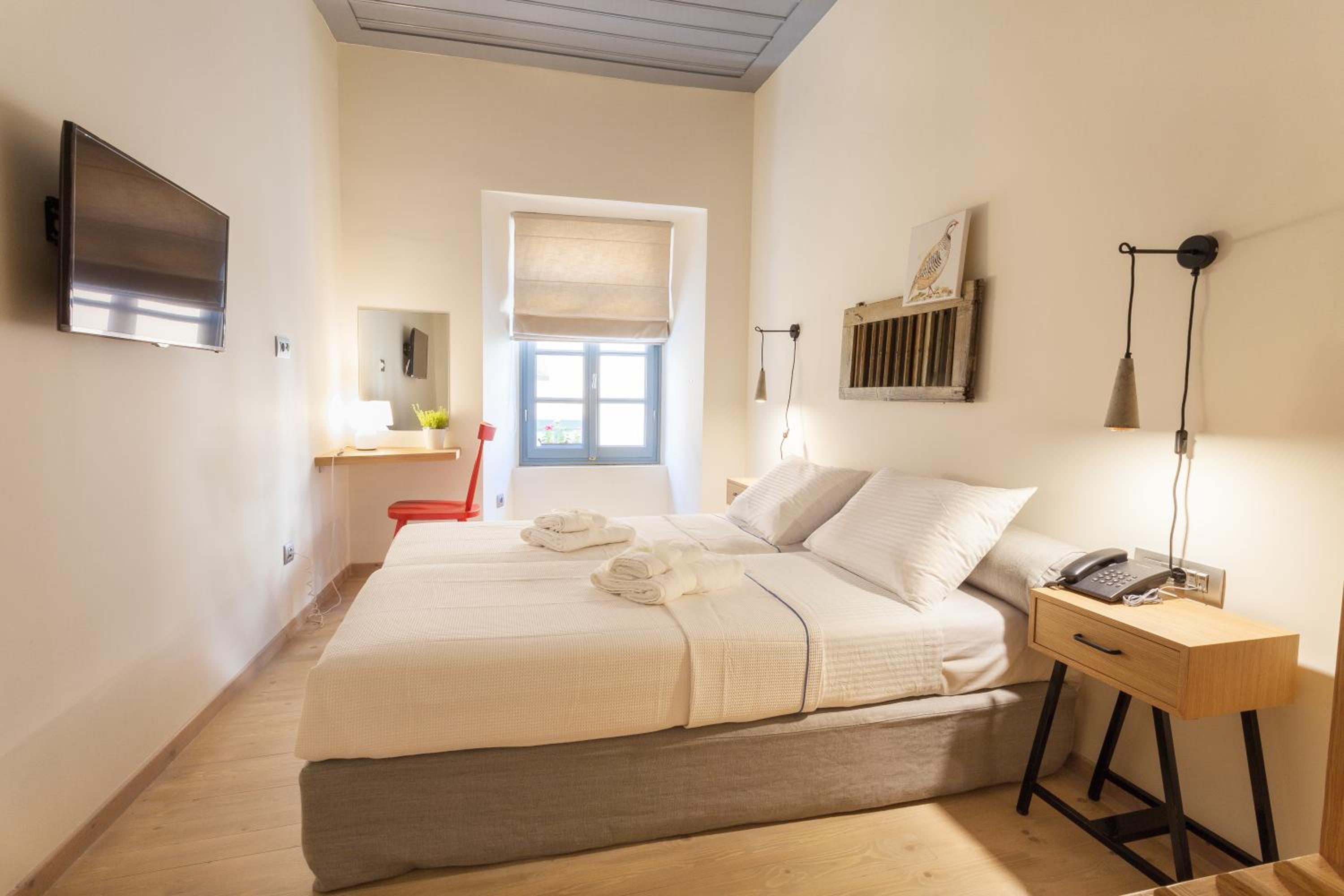 Superior Double or Twin Room photo 3