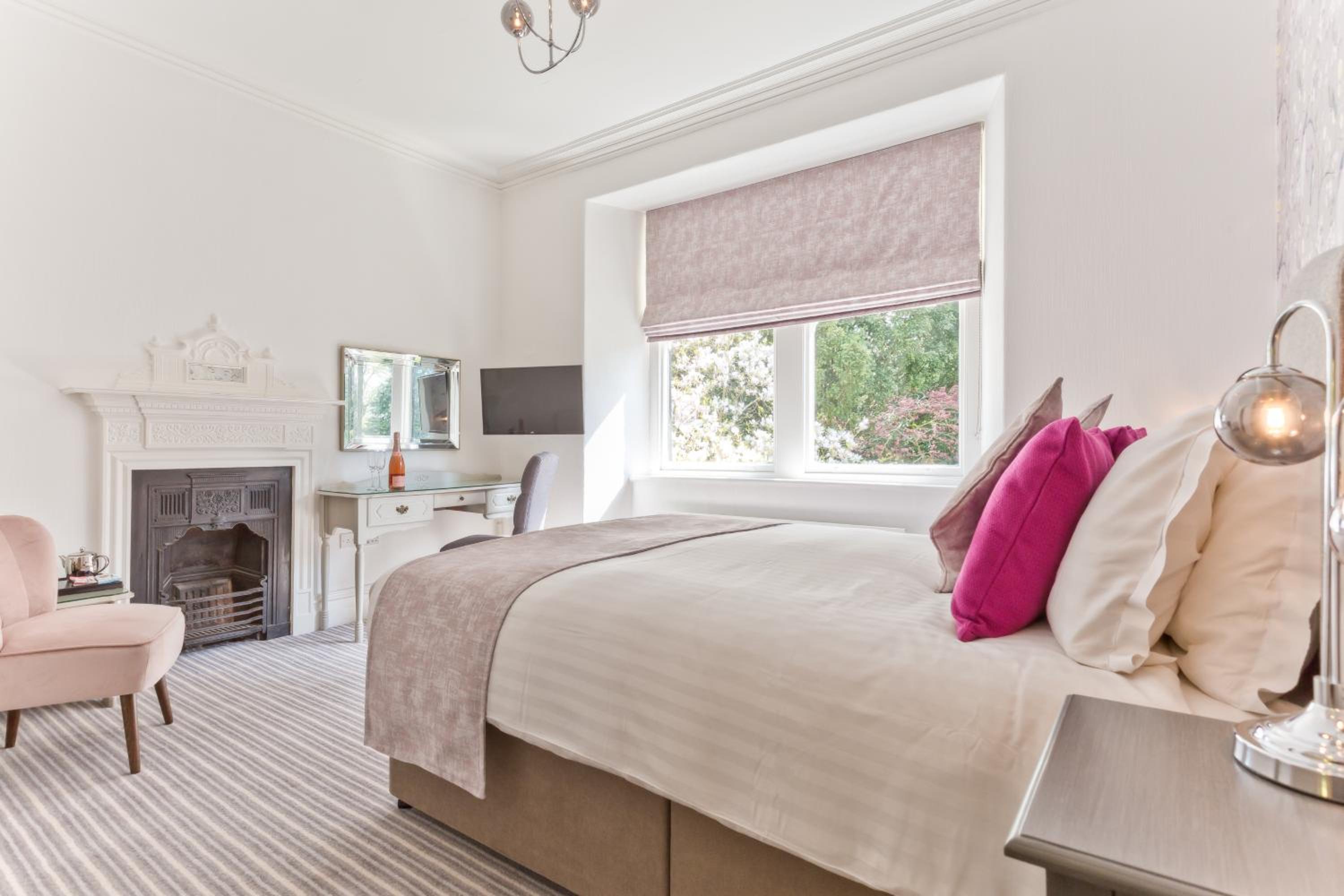 Country House Double with Garden View - Photo 7