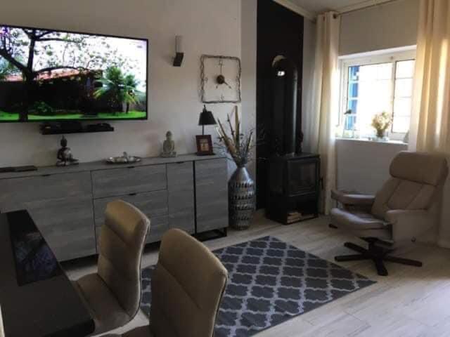 Two-Bedroom House photo 2