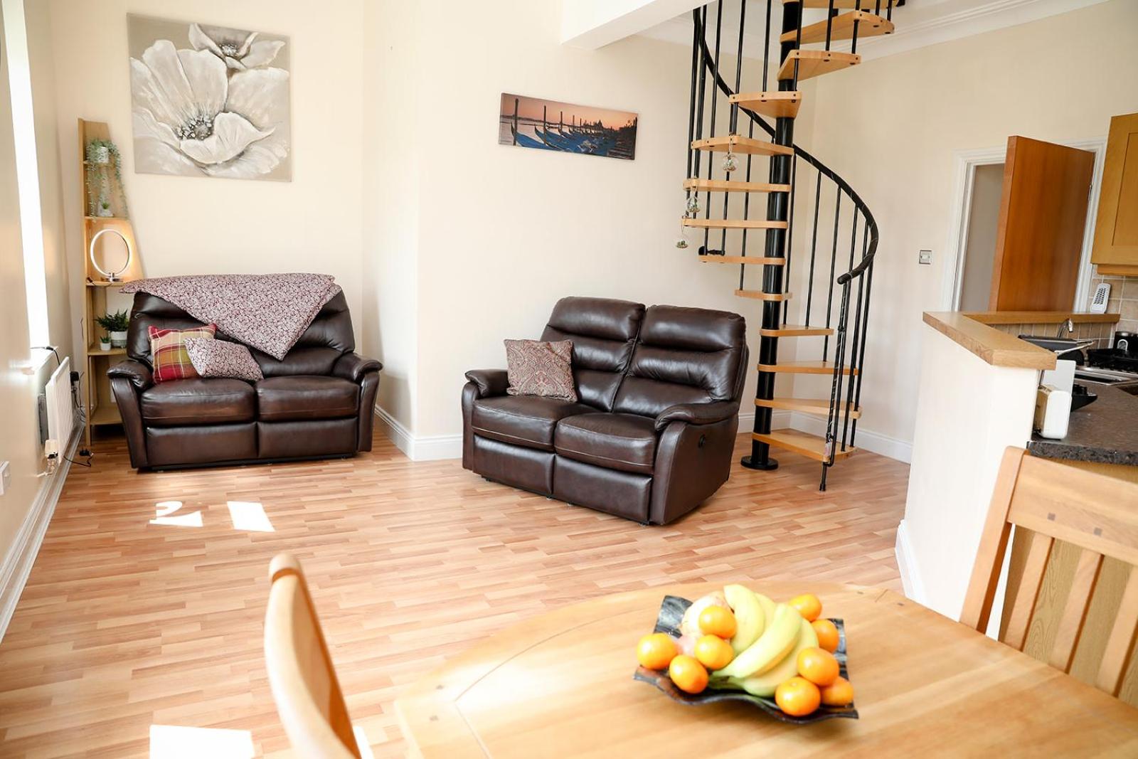 Three-Bedroom Apartment photo 2