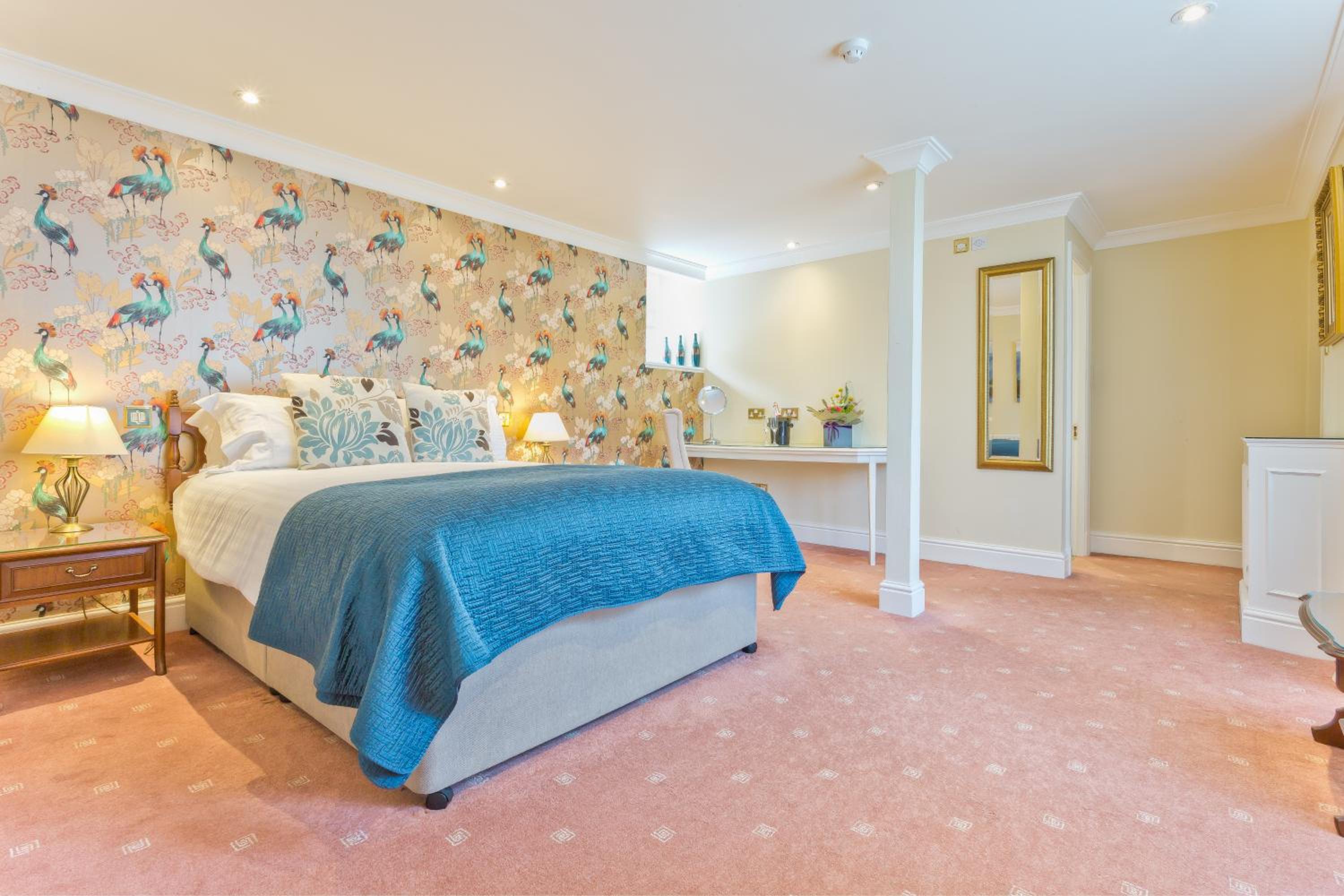 Junior Suite with Outdoor Seating