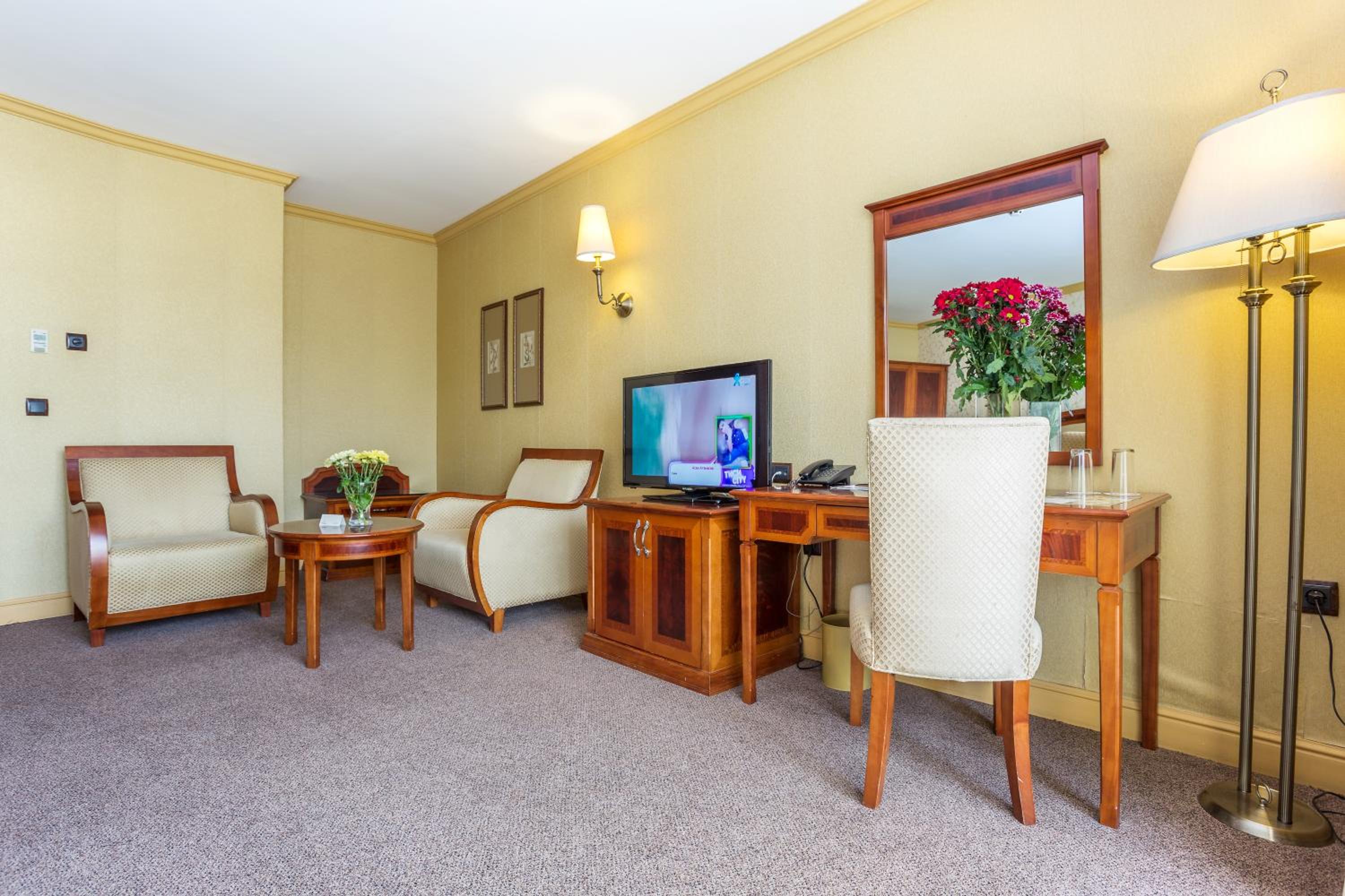 Superior Double or Twin Room with Balcony photo 3
