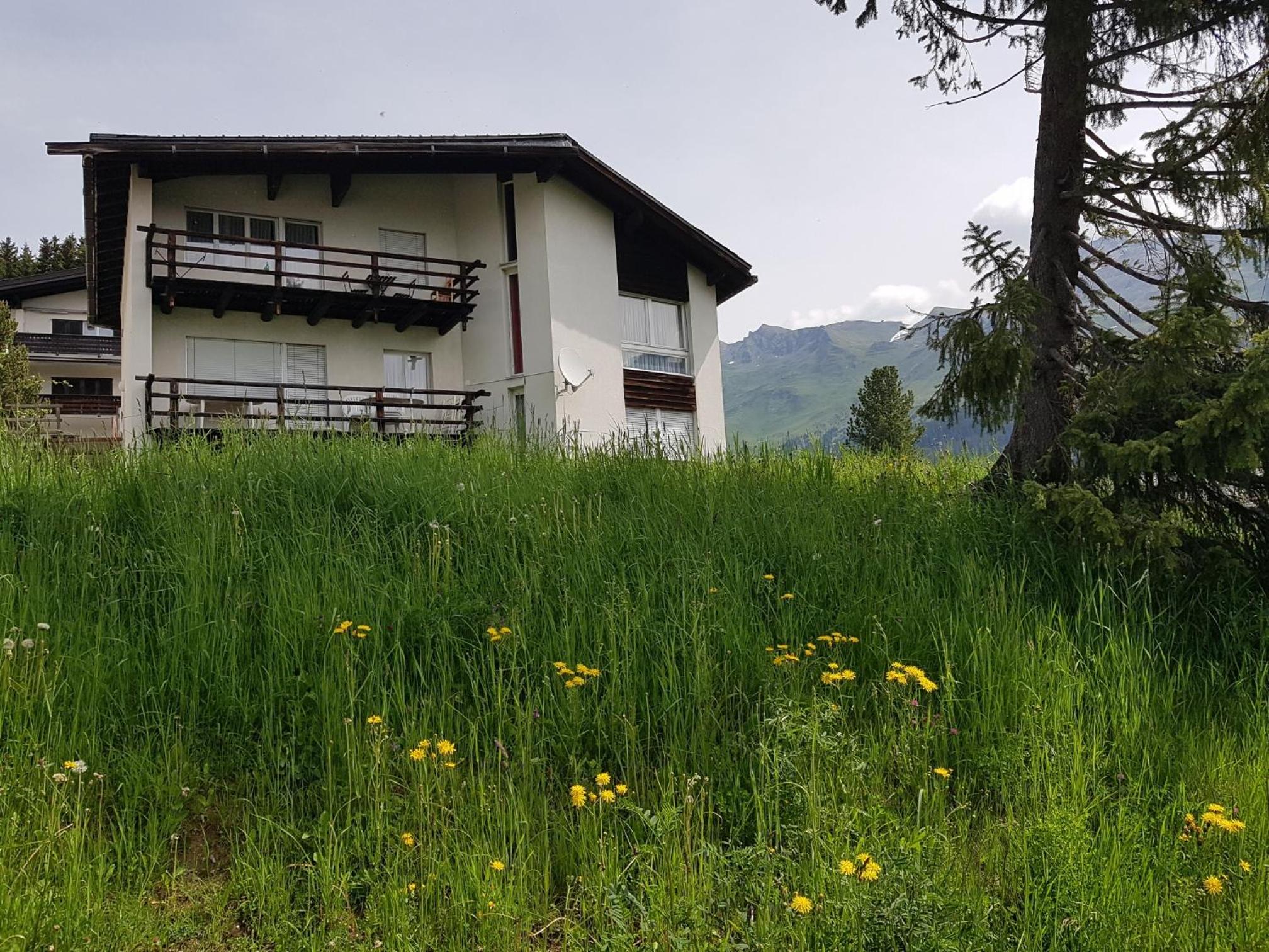 Apartment with Mountain View photo 1