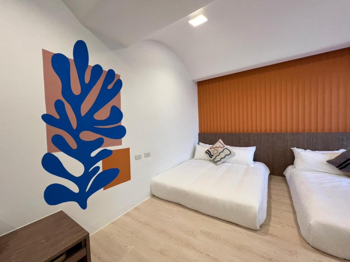Quadruple Room with Balcony photo 3