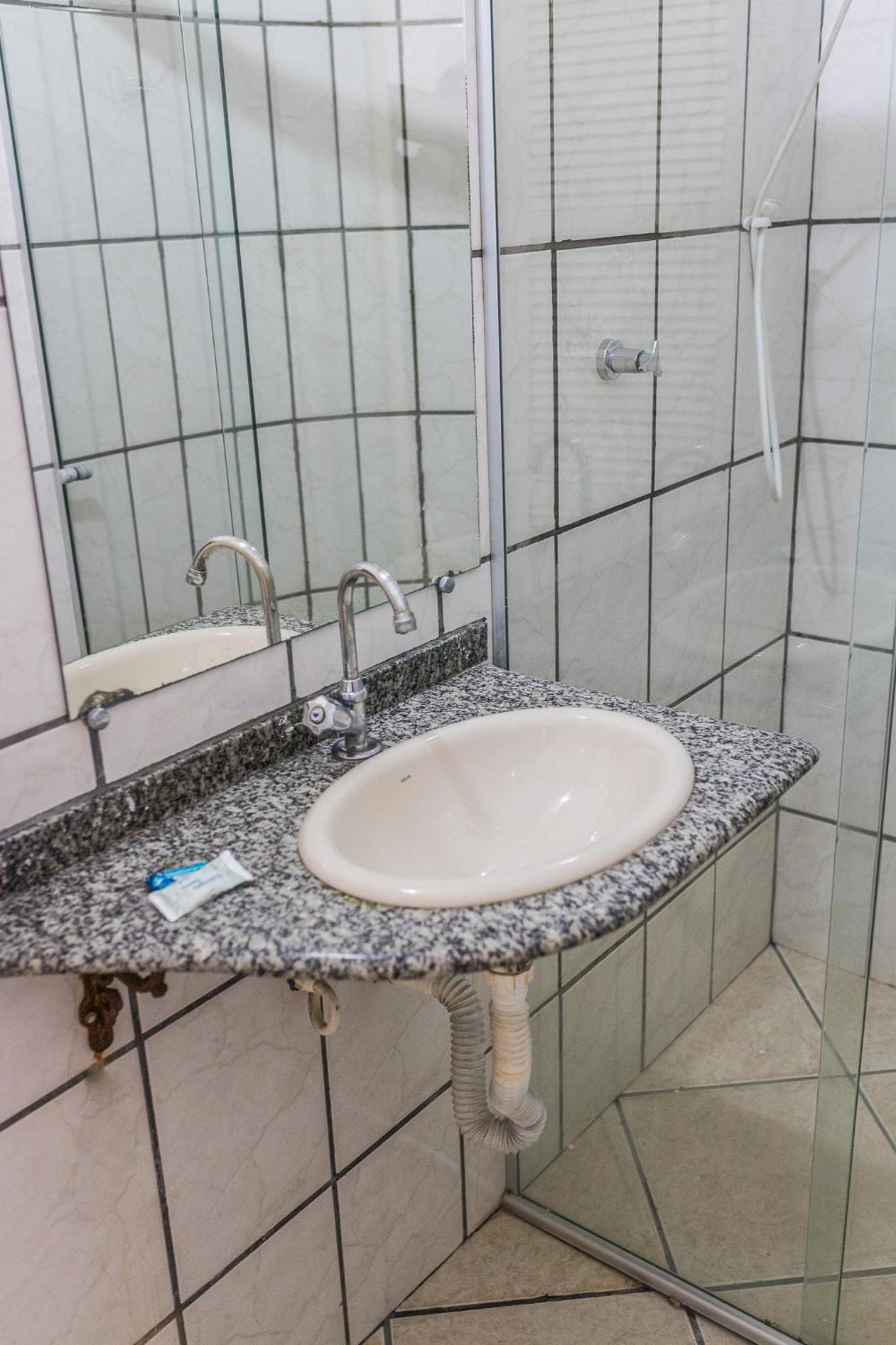 Standard Triple Room - Photo 2