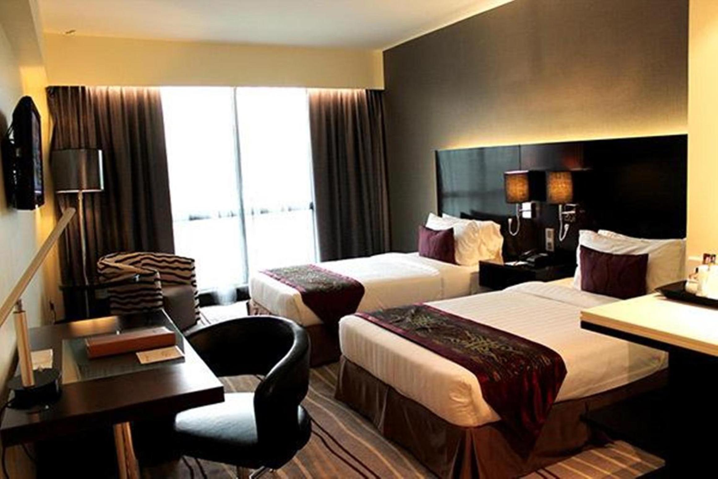 Deluxe Double Or Twin Room - Photo 1