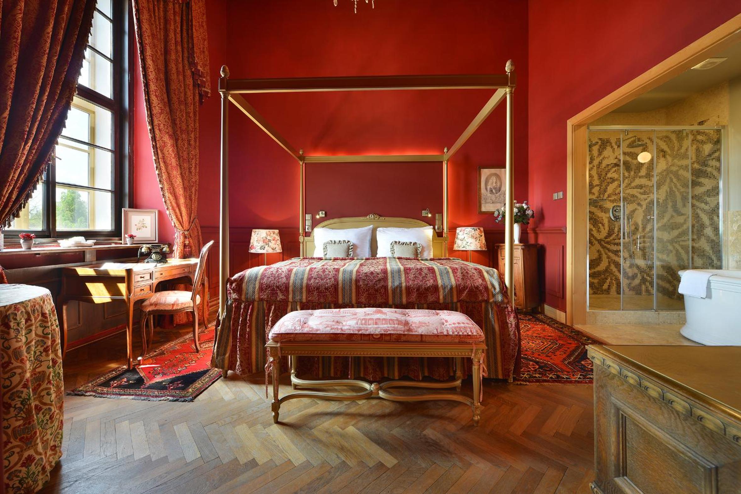 Suite photo 1