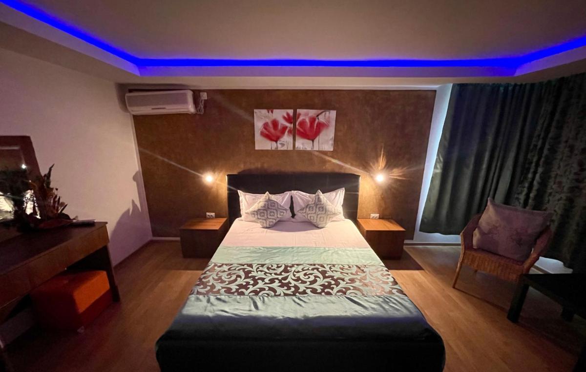 Two-Bedroom Suite photo 1