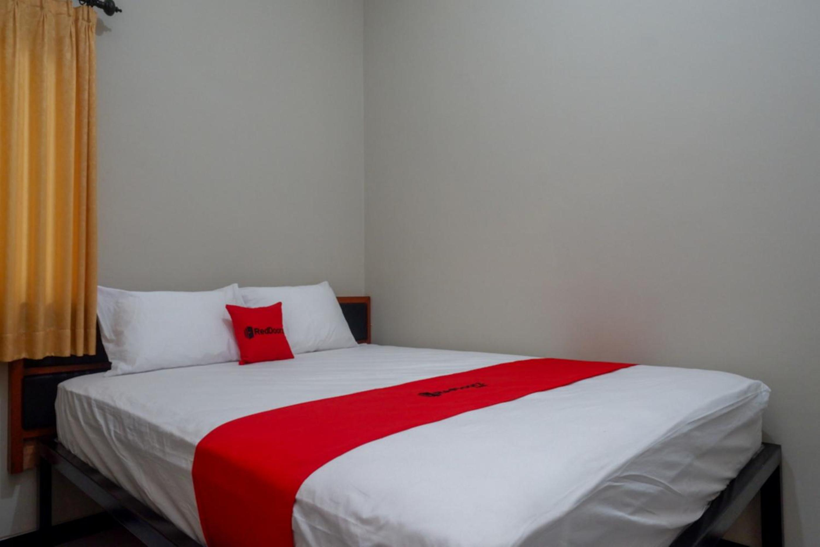 Standard Double Room - Photo 3