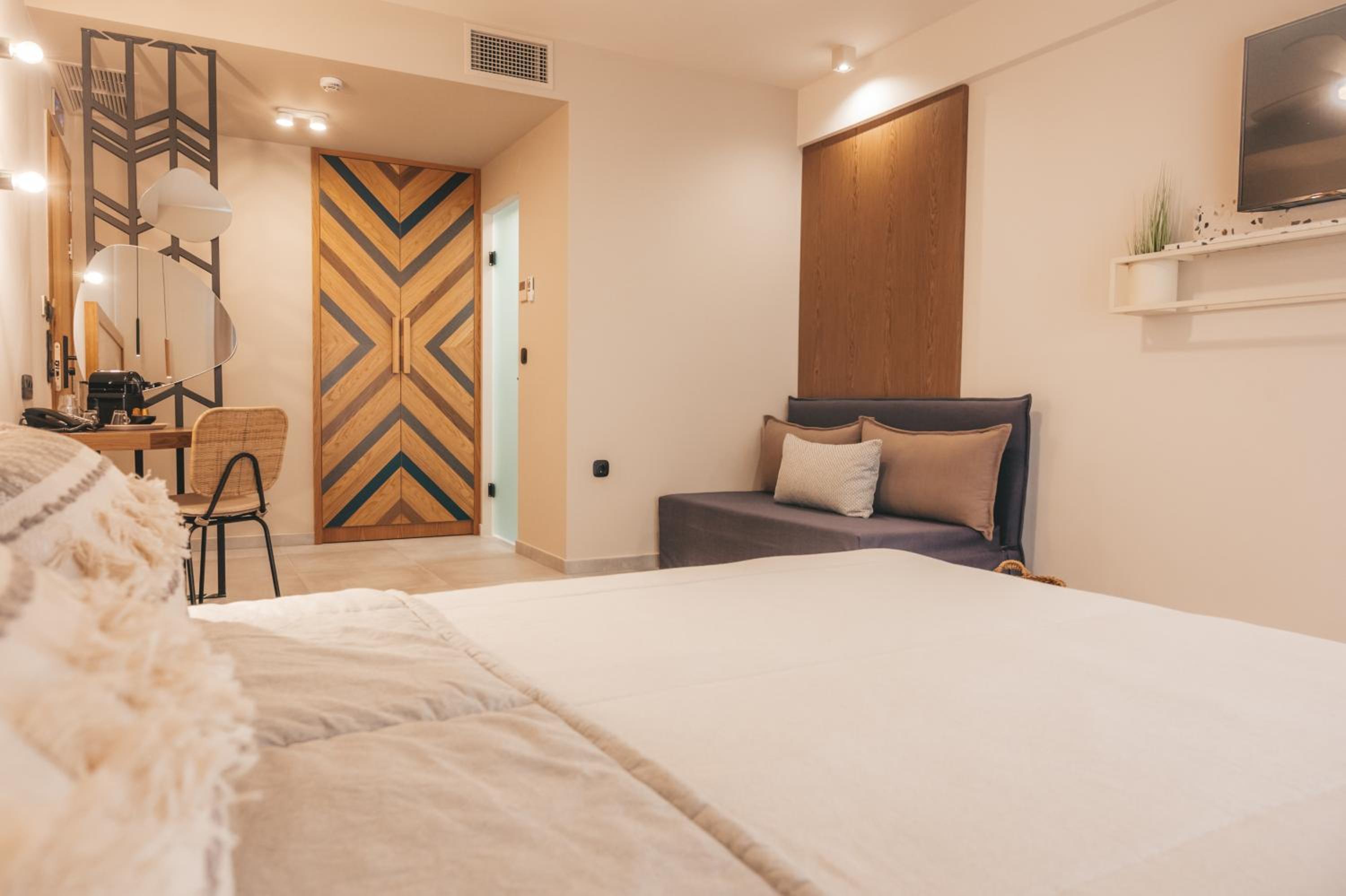 Family Suite with Balcony photo 1