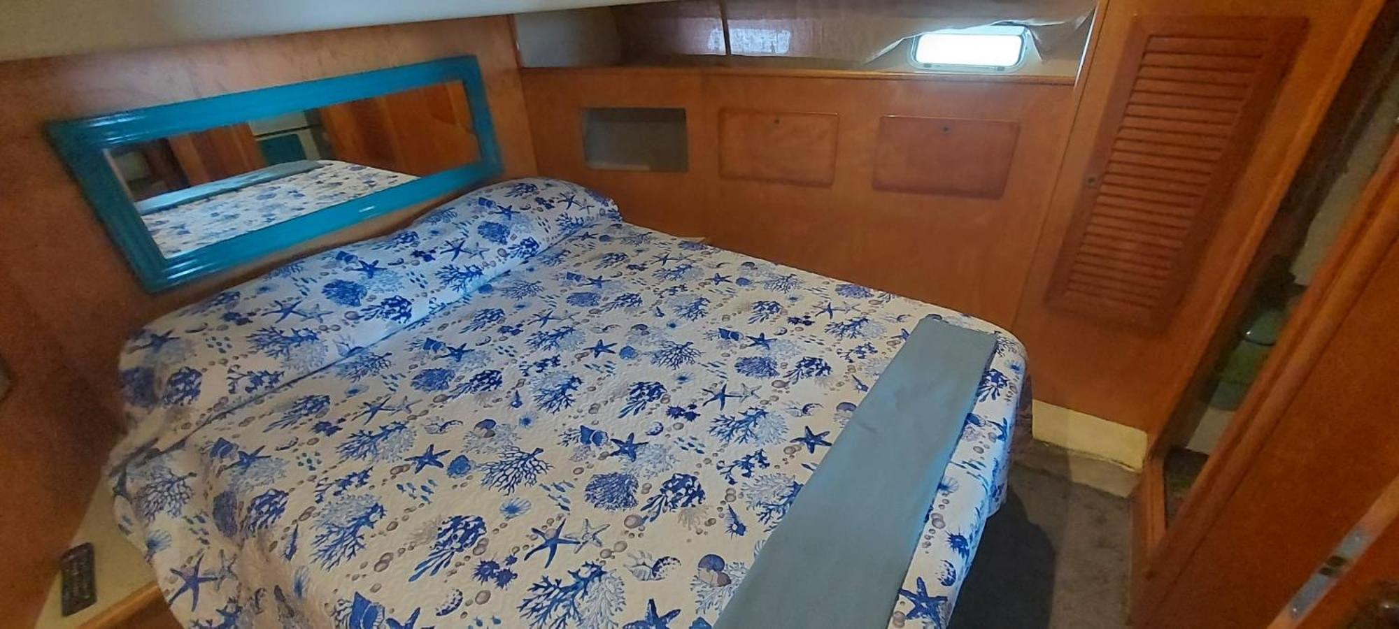 Apartment With Shared Bathroom