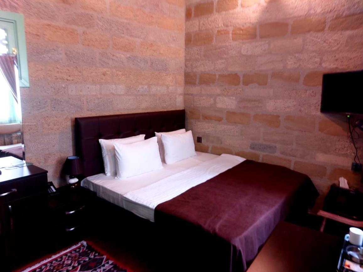 Small Double Room photo 2