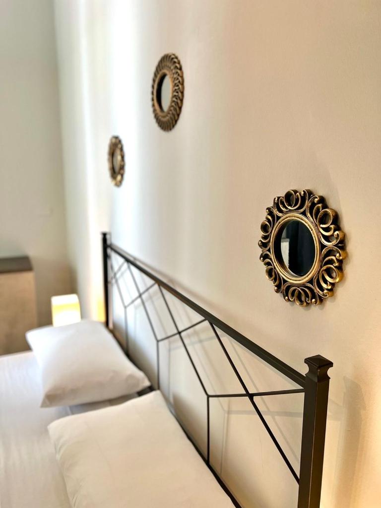Queen Room with Balcony photo 3