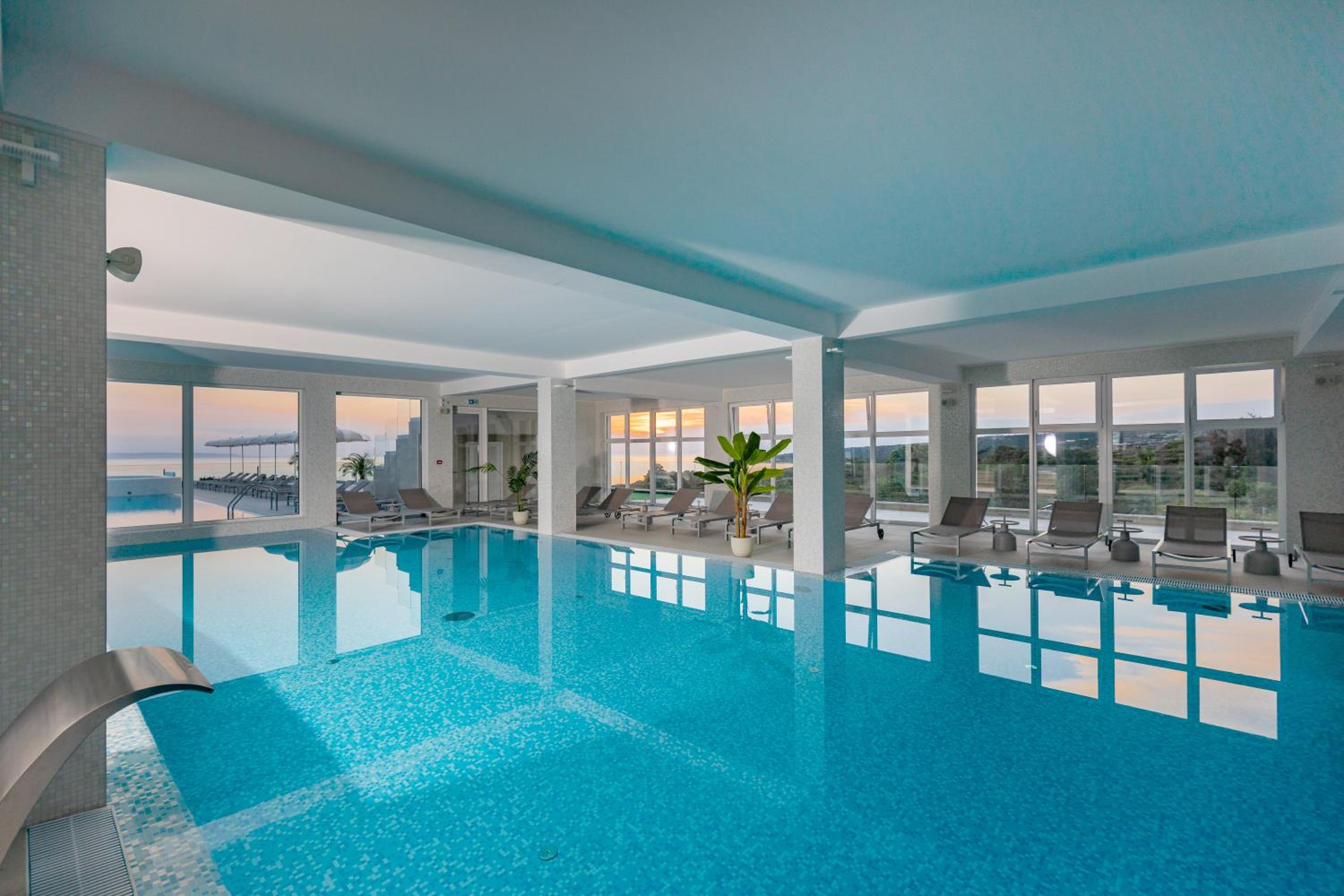 Wellness Package - Superior King Room with Sea View photo 3