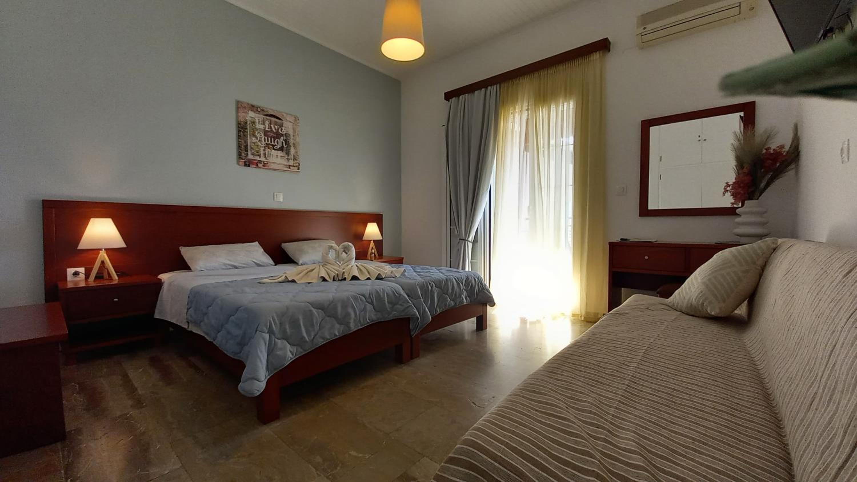Studio (2 Guests) - Sea View