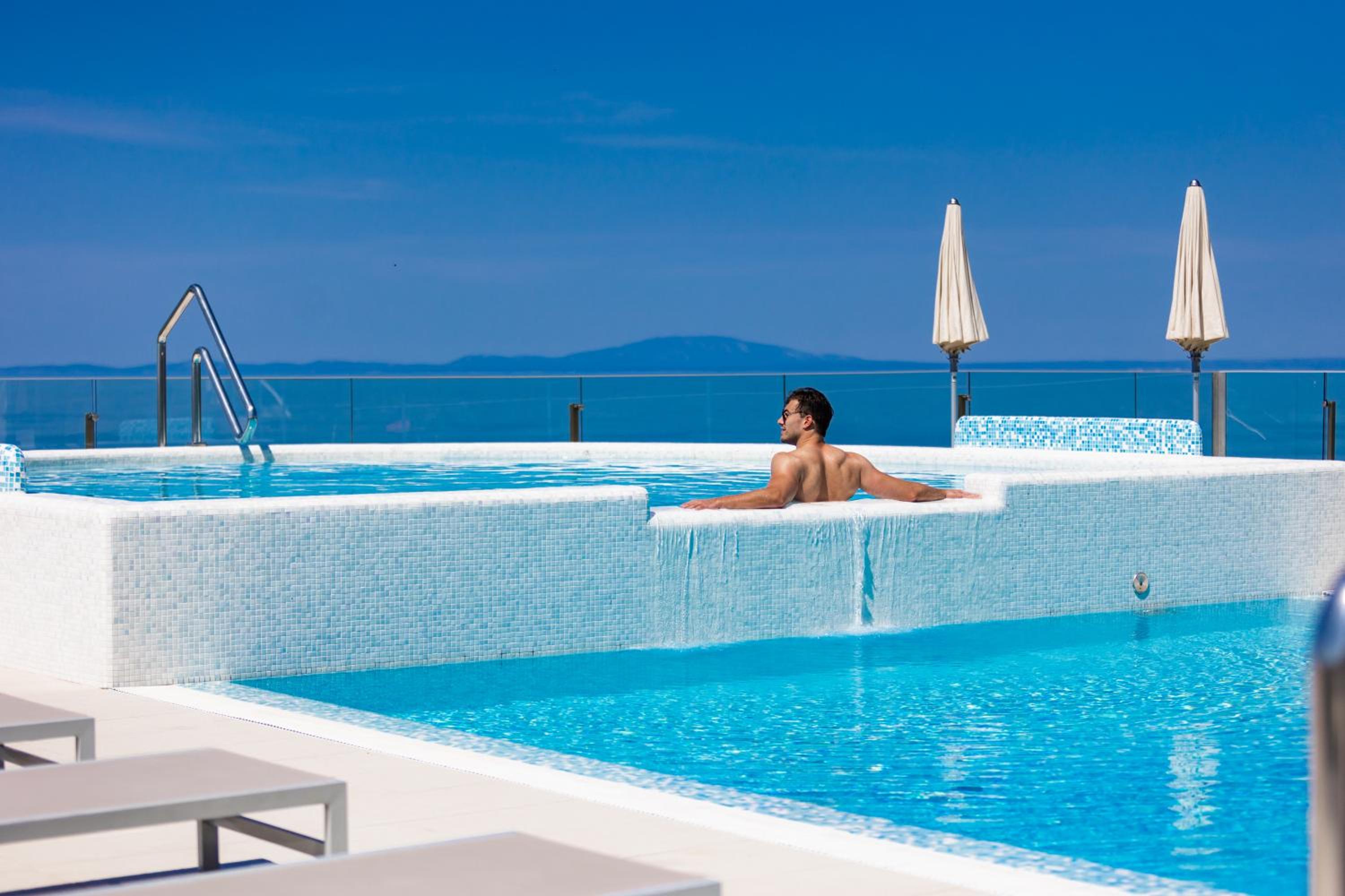 Wellness Package - Superior King Room with Sea View photo 2