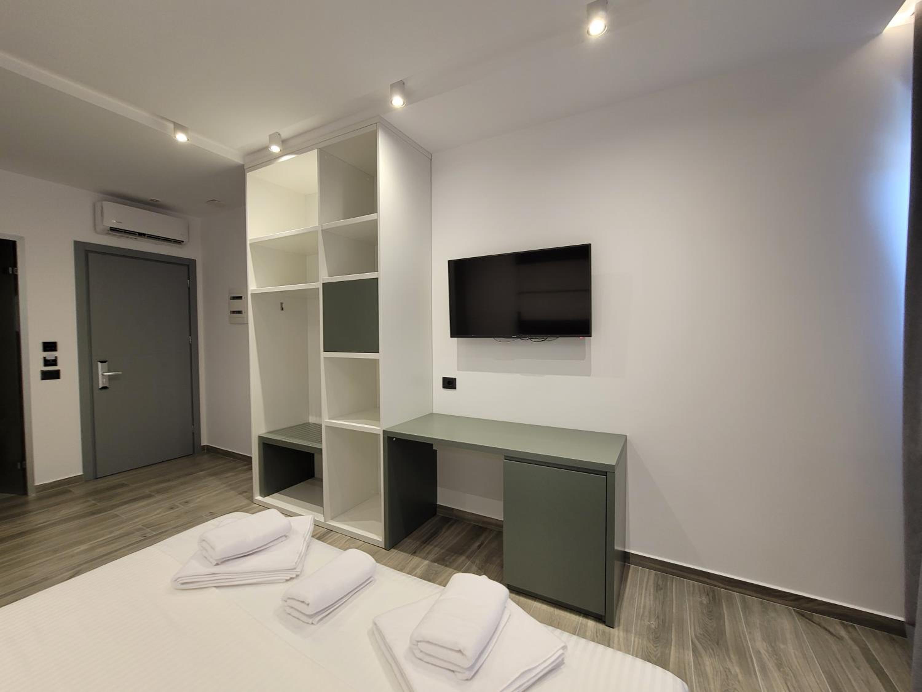 Deluxe Double Room with Sea View photo 1