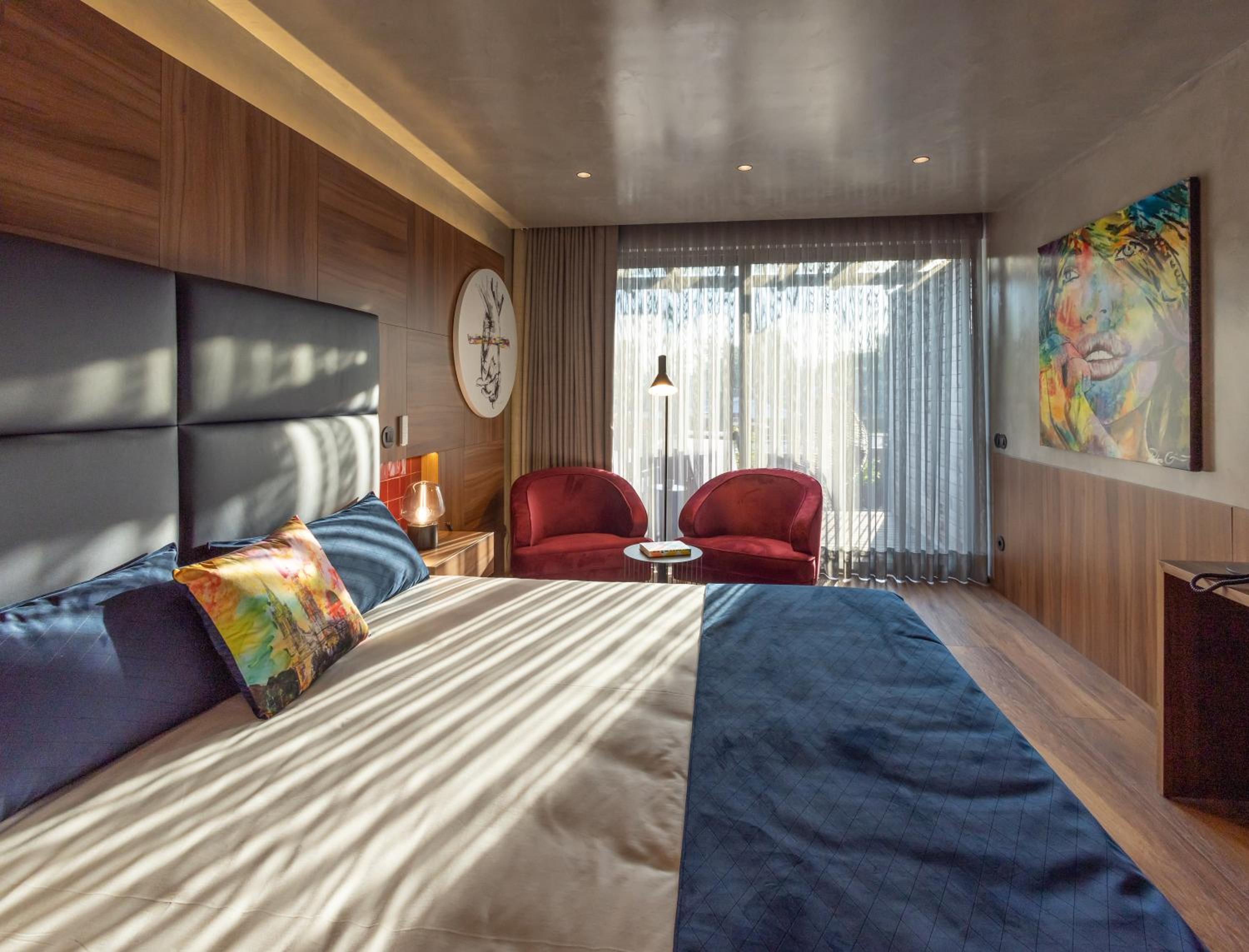 Double Room - Photo 5