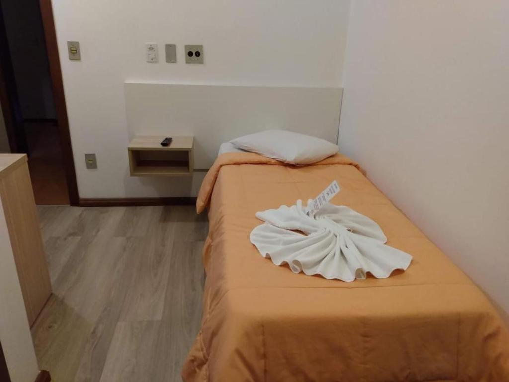 Budget Double Room photo 3