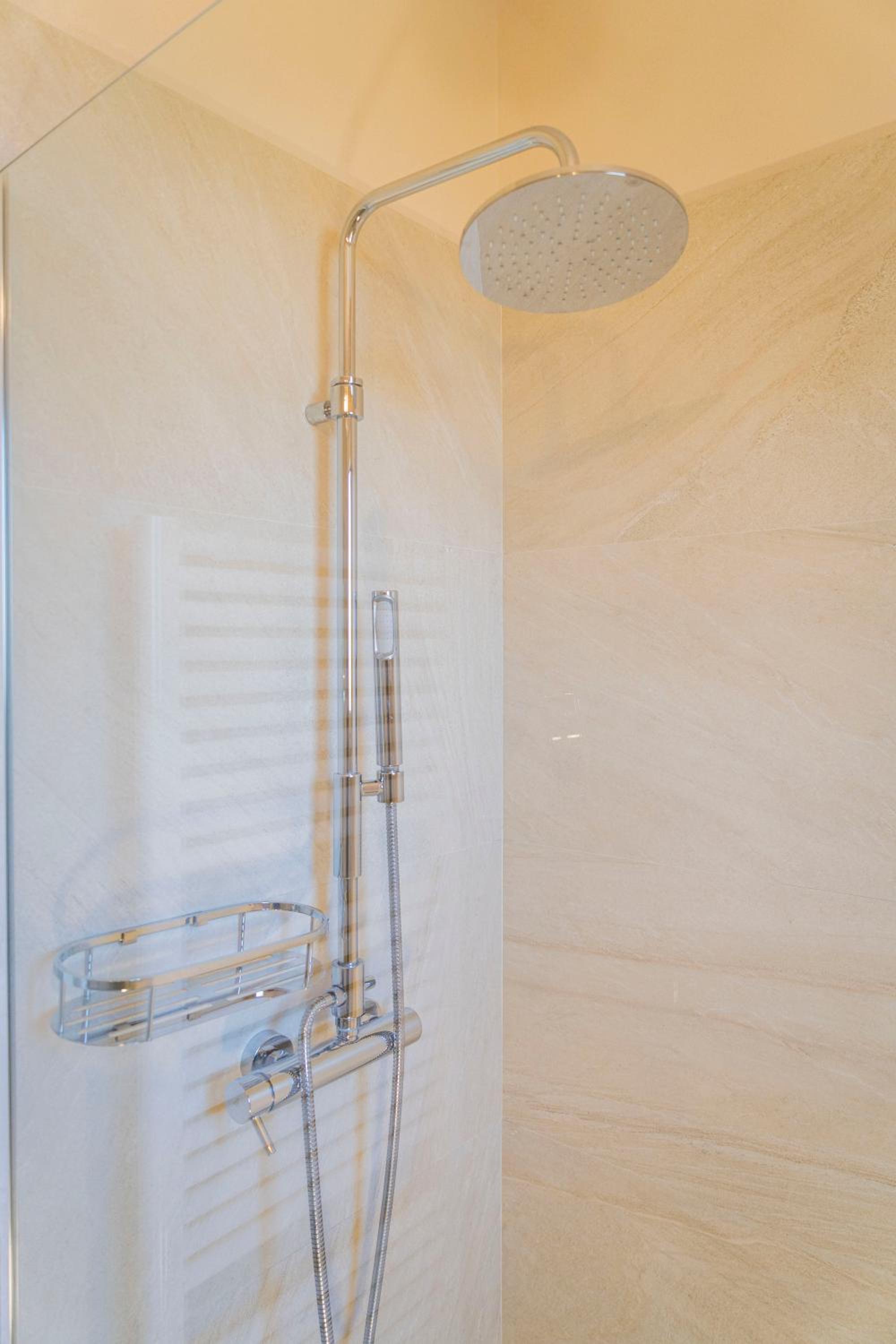 Duplex Suite - Photo 10