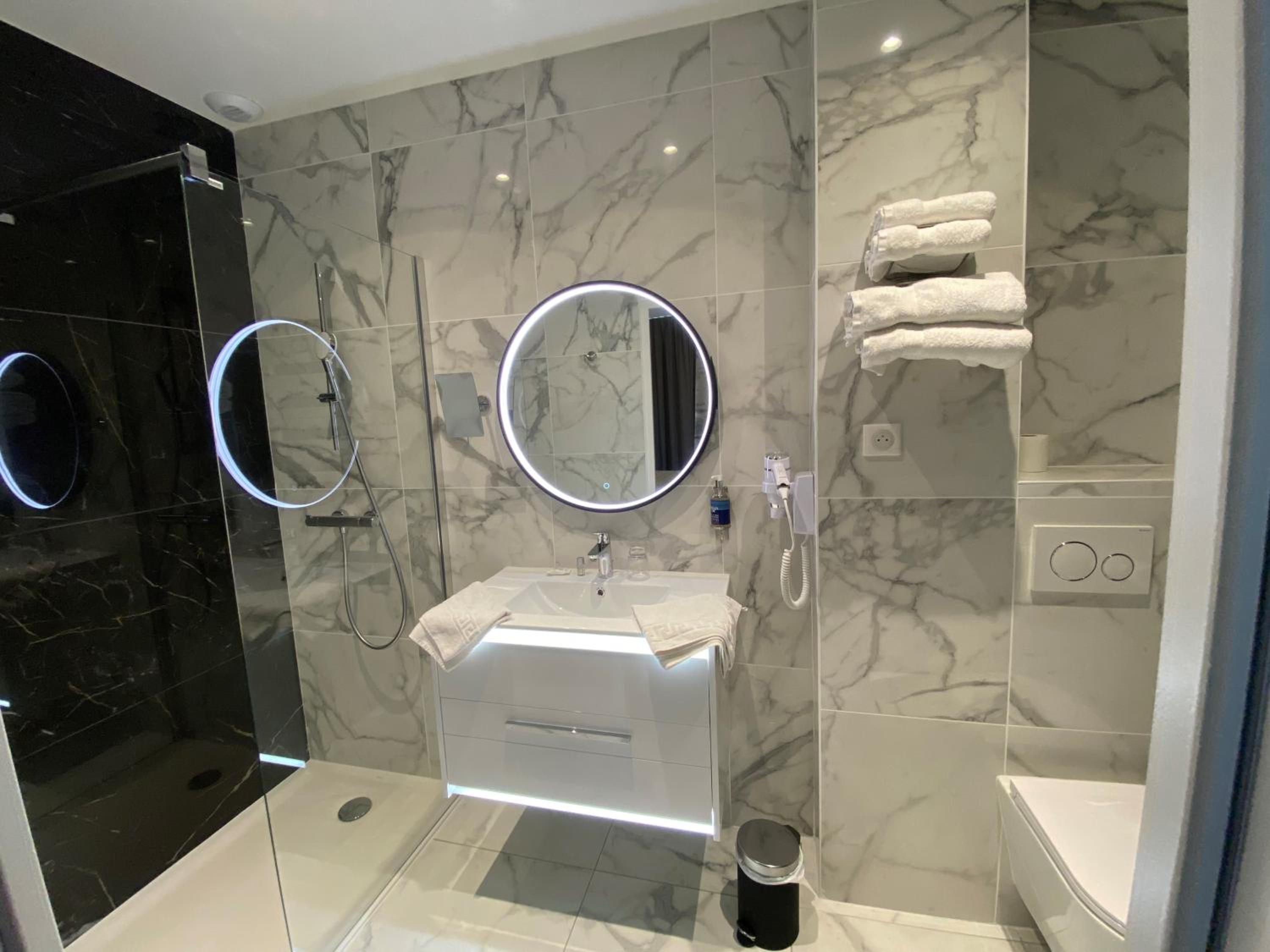 Superior Double Room photo 2