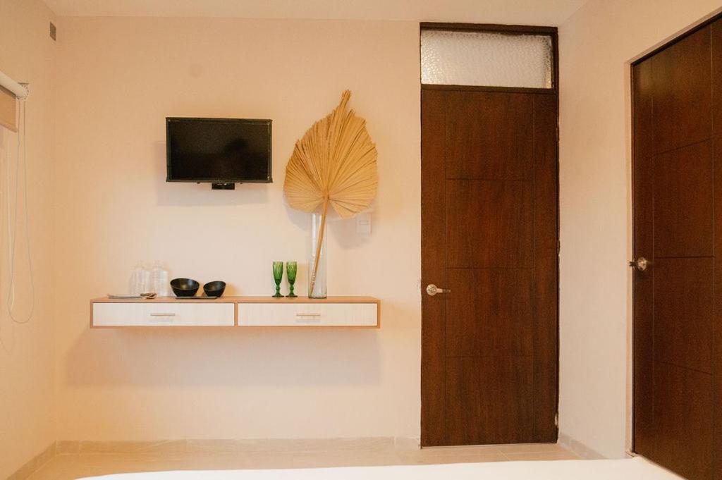 Queen Room - Photo 35