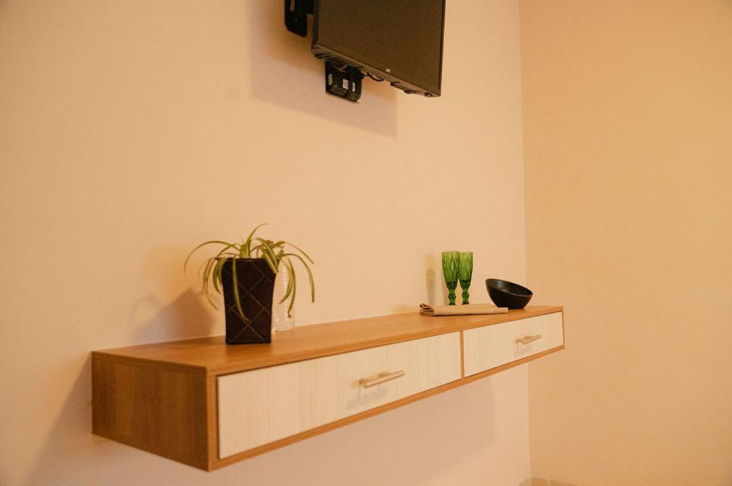 Standard Double Room - Photo 39
