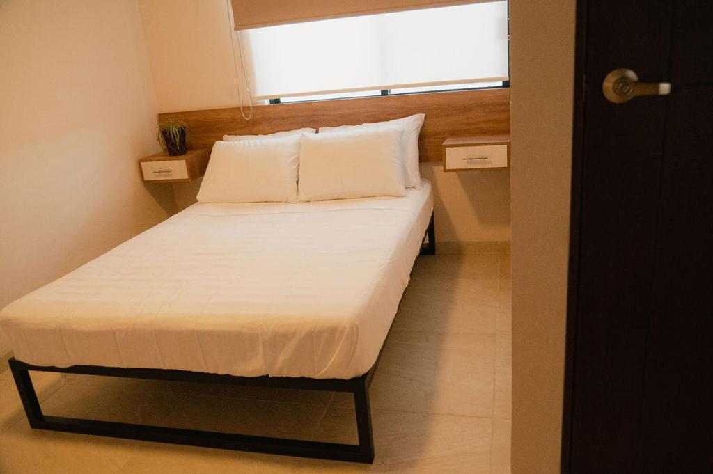 Standard Double Room - Photo 7