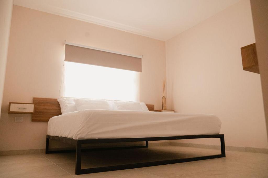 Deluxe Queen Room - Photo 26