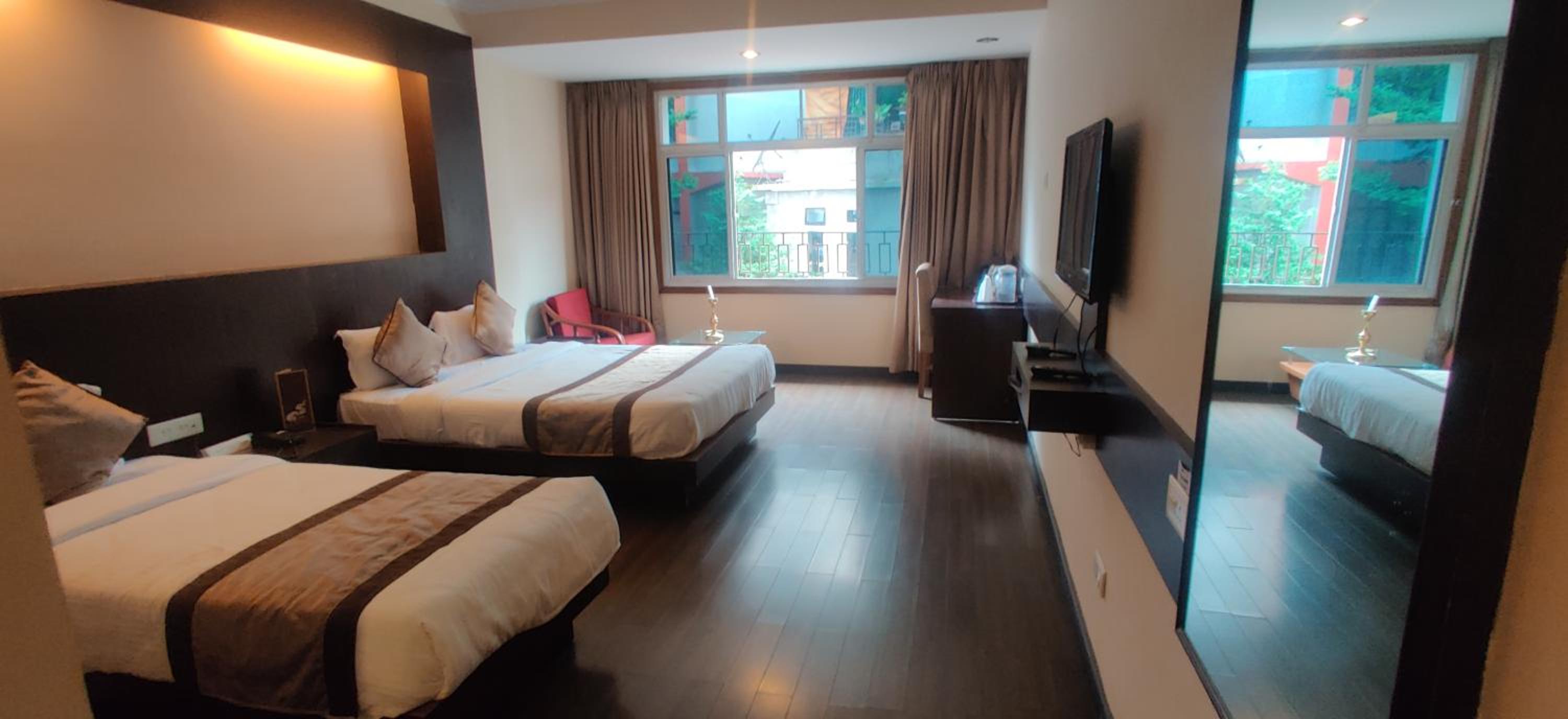 Deluxe Triple Room - Photo 2
