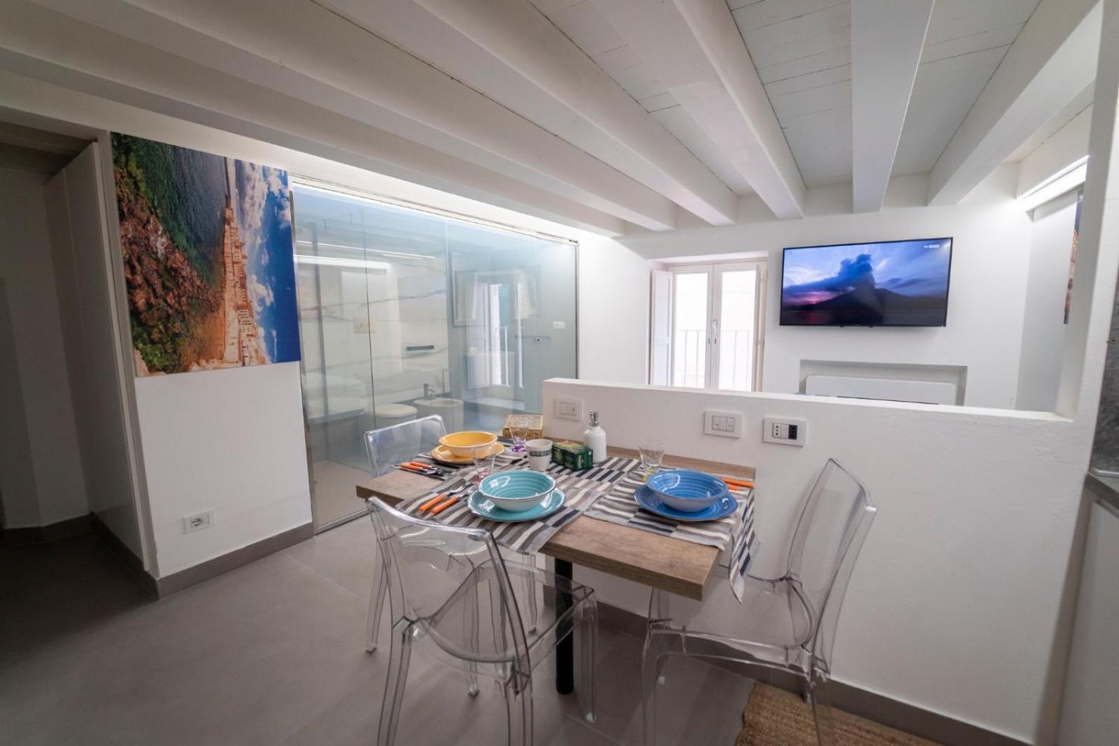 One-Bedroom Apartment - Photo 46