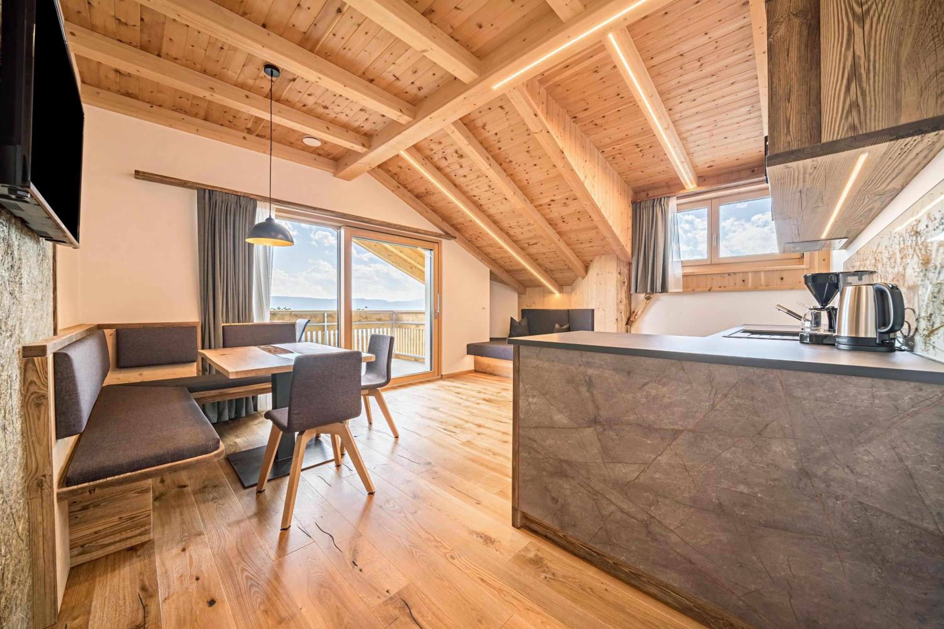Two-Bedroom Deluxe Apartment with Garden View