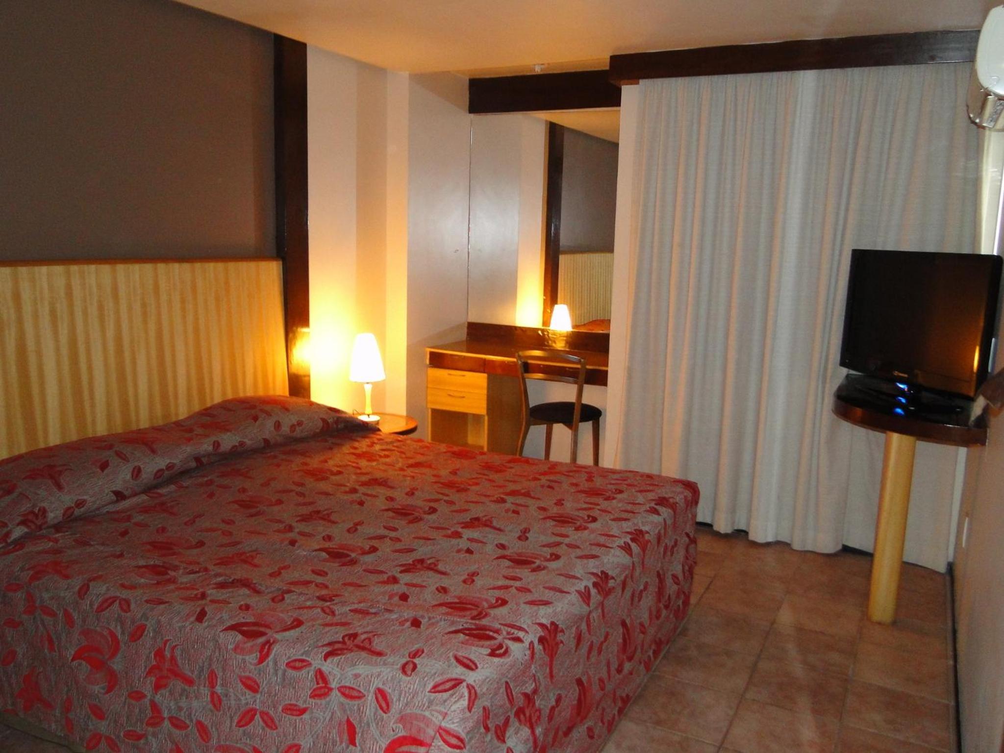 Plaza Praia Suítes — One-Bedroom Suite
