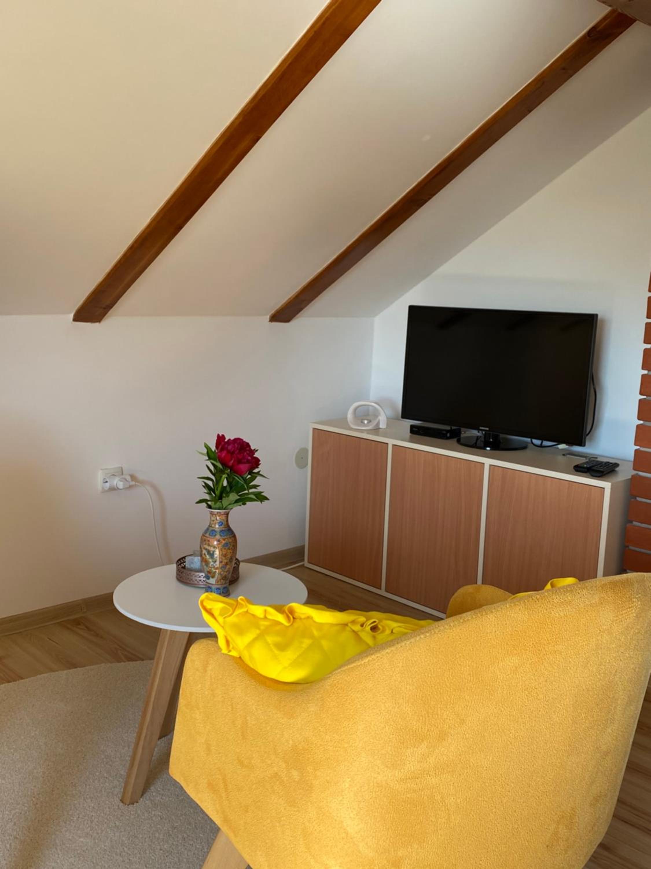 Two-Bedroom Apartment - Photo 23