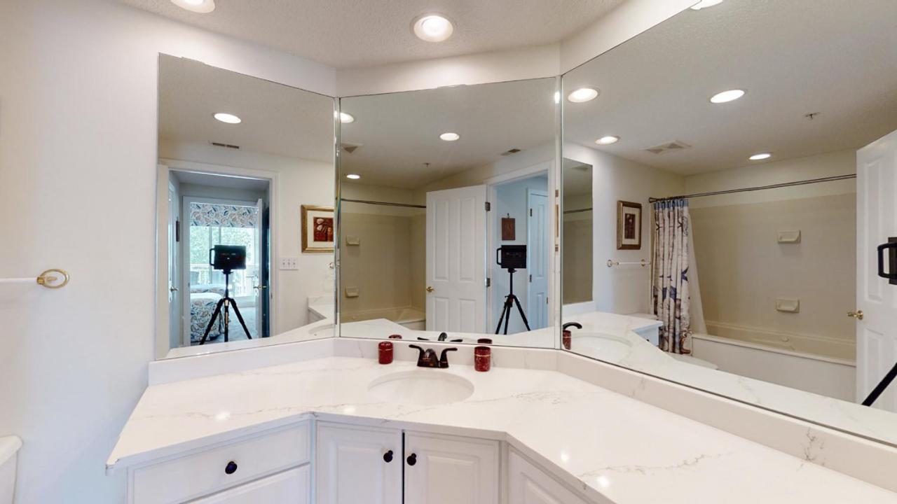 Villa photo 2