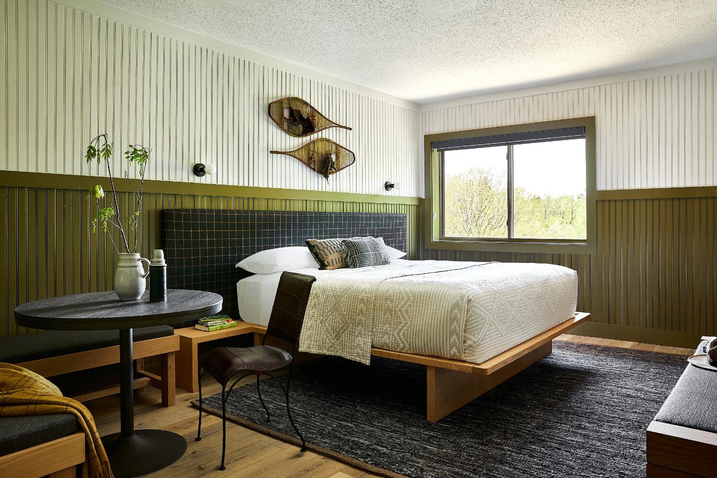 Standard King Room photo 1