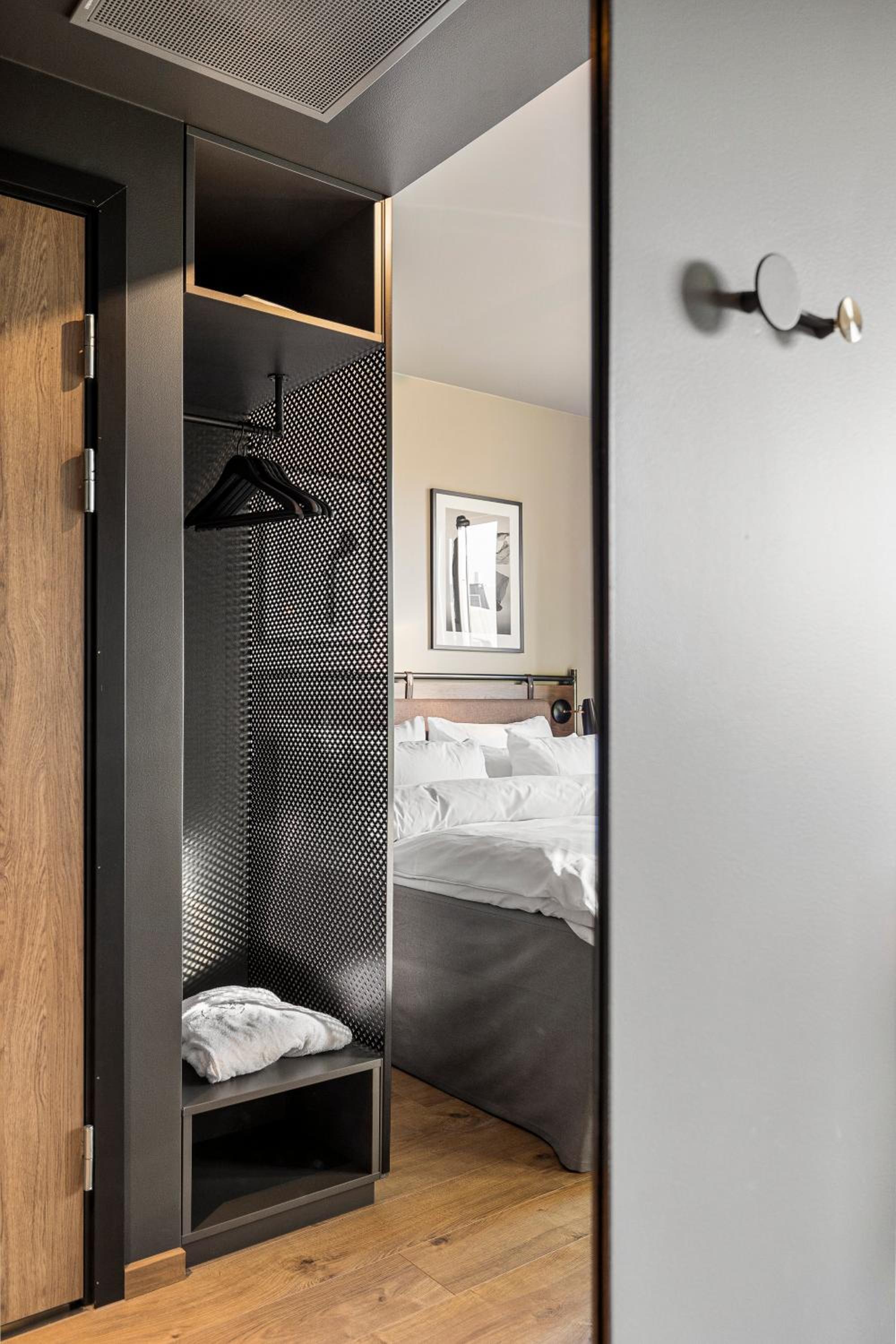 Standard Queen Room - Photo 2