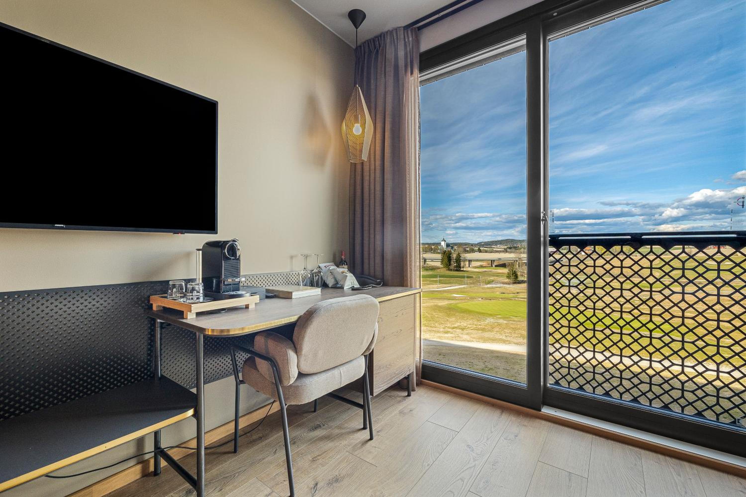 King Room with Garden View - Photo 3