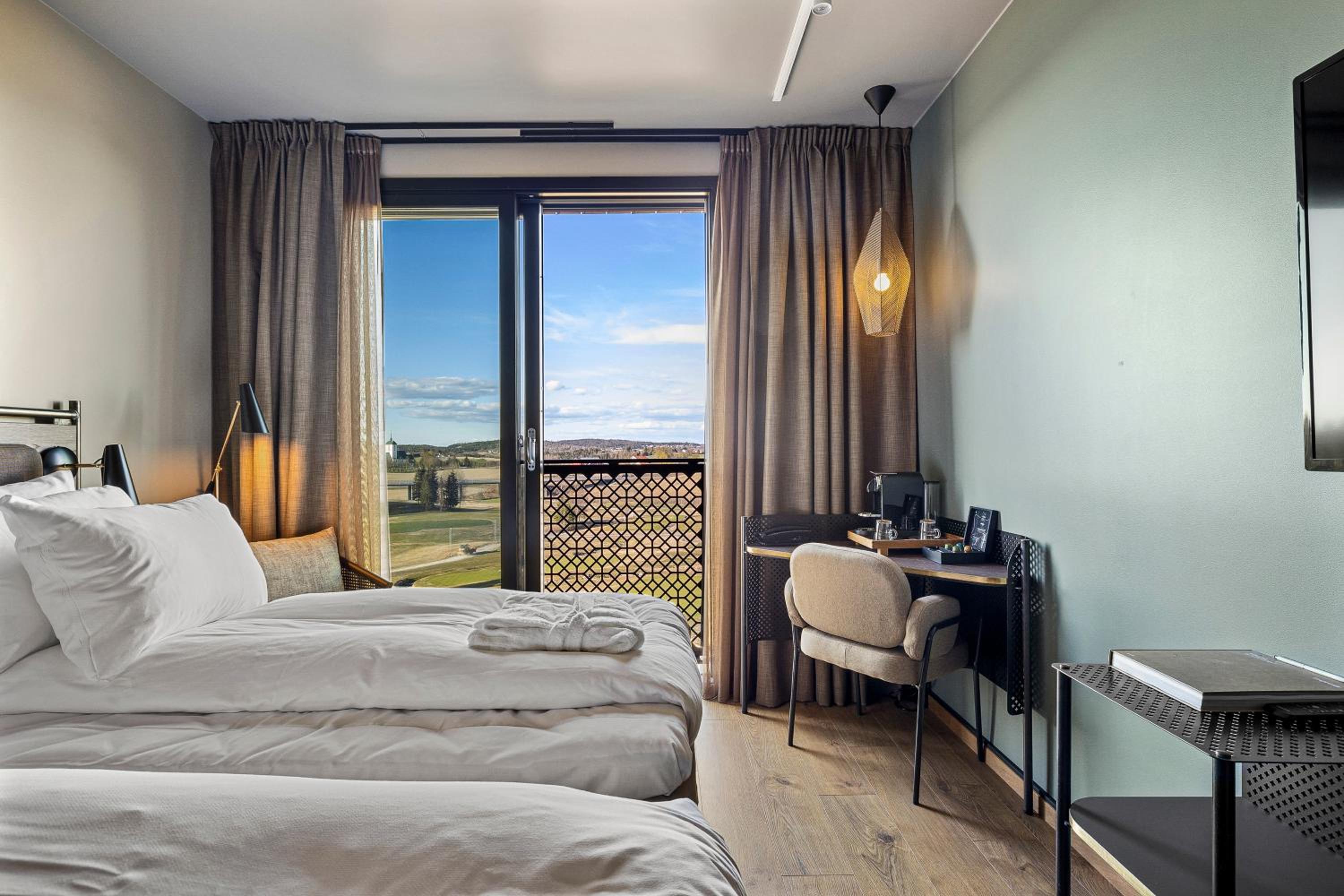 Small Twin Room - Photo 1