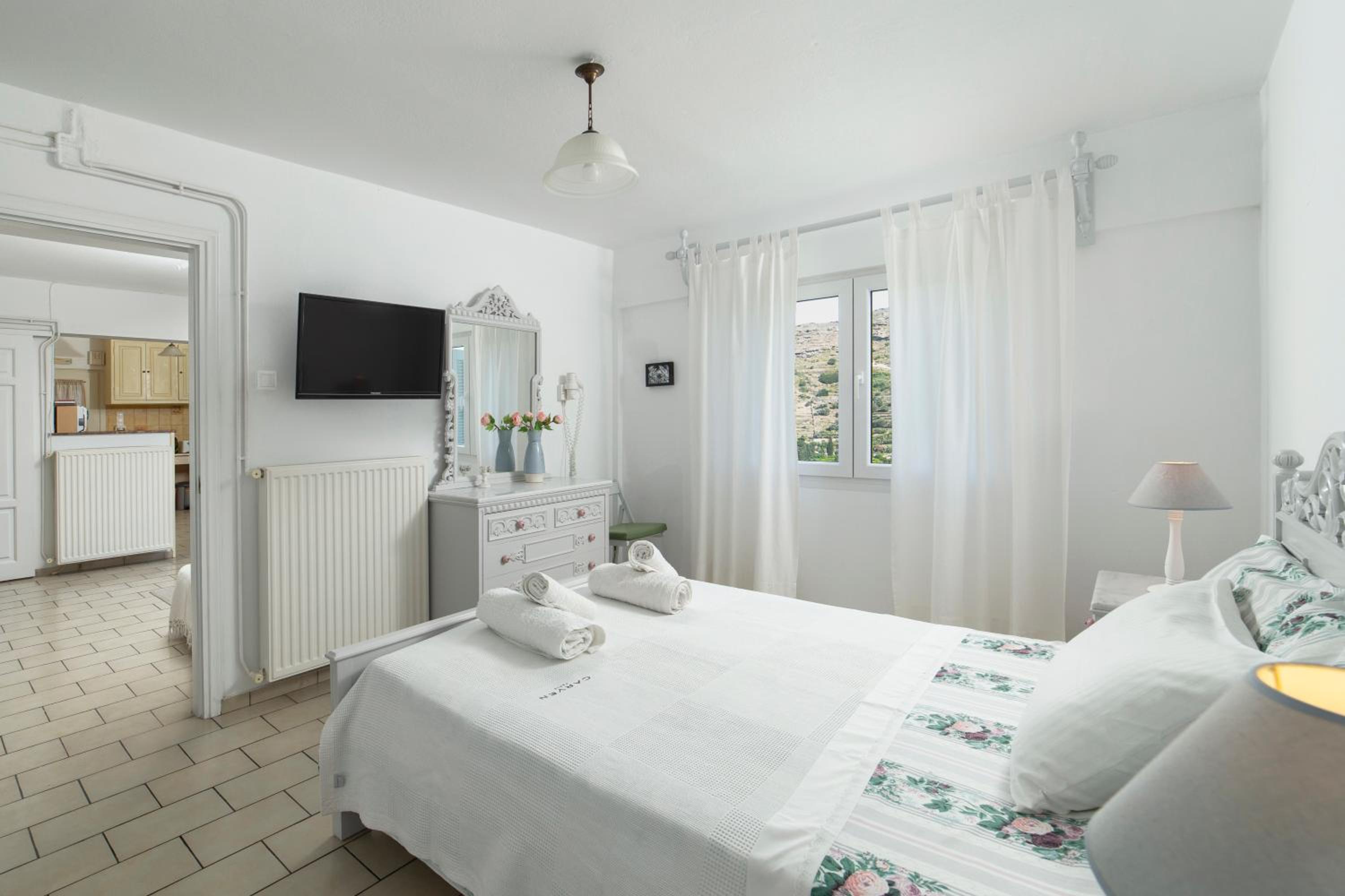 Two-Bedroom Apartment - Photo 10