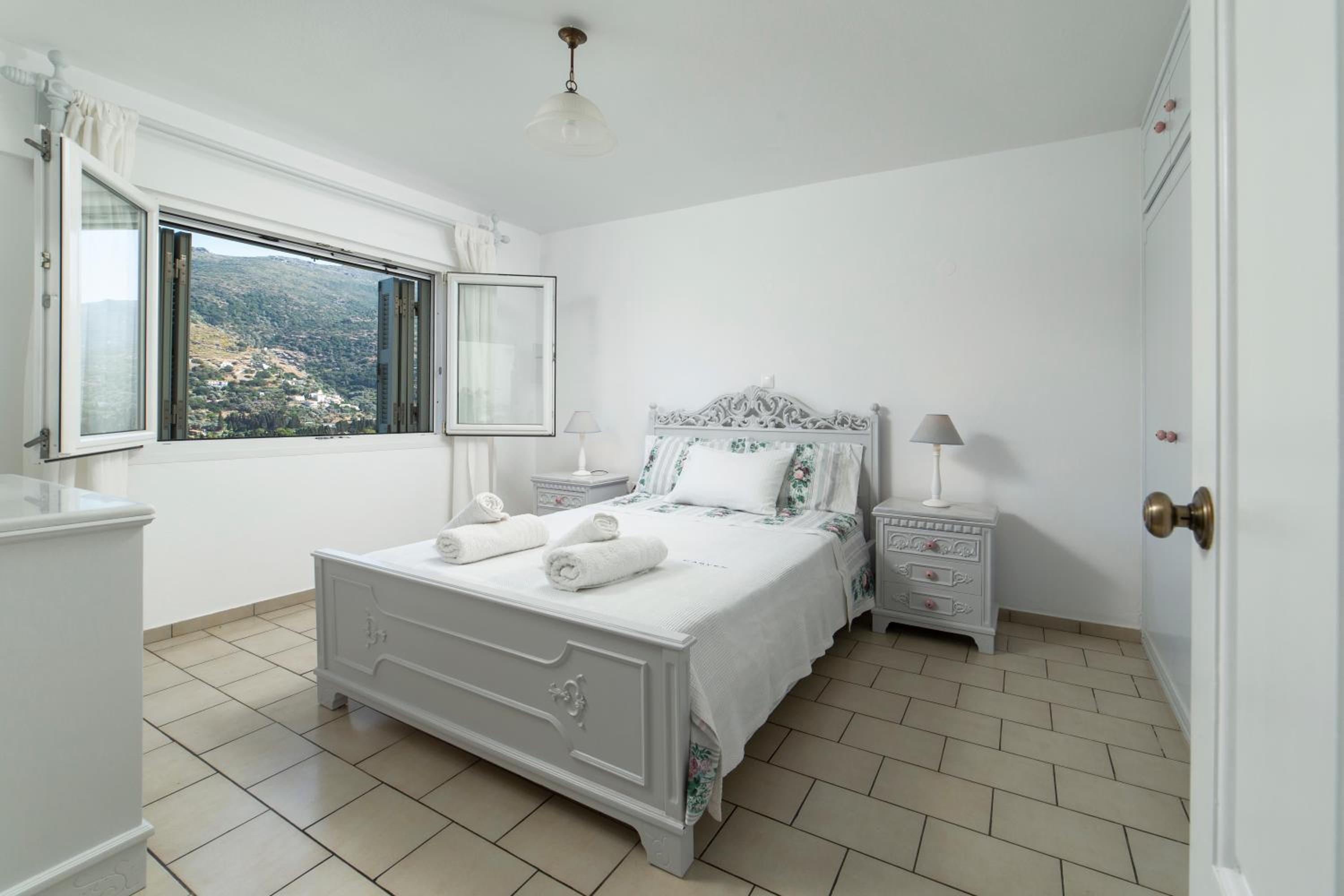 Two-Bedroom Apartment - Photo 11