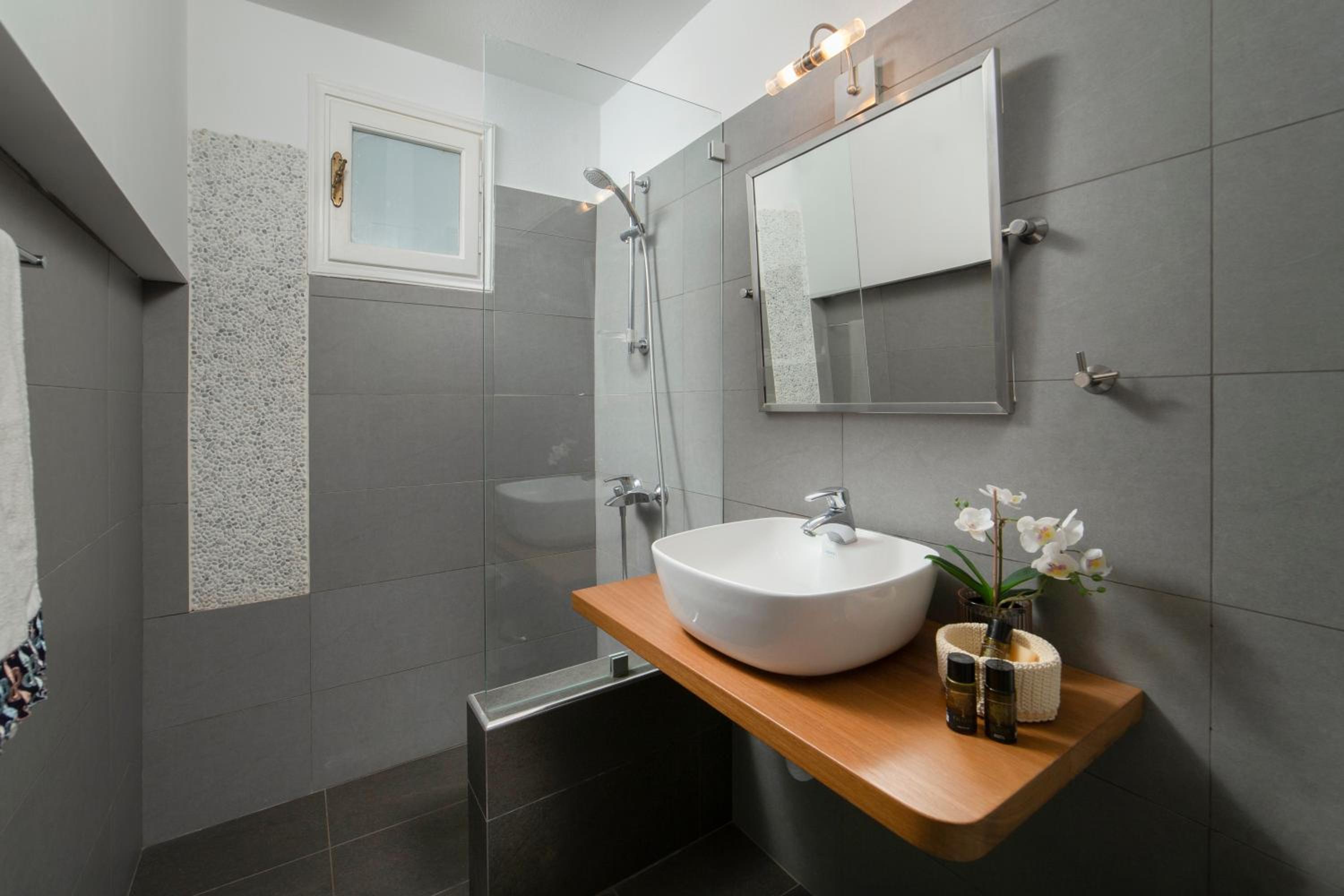 Two-Bedroom Apartment - Photo 15