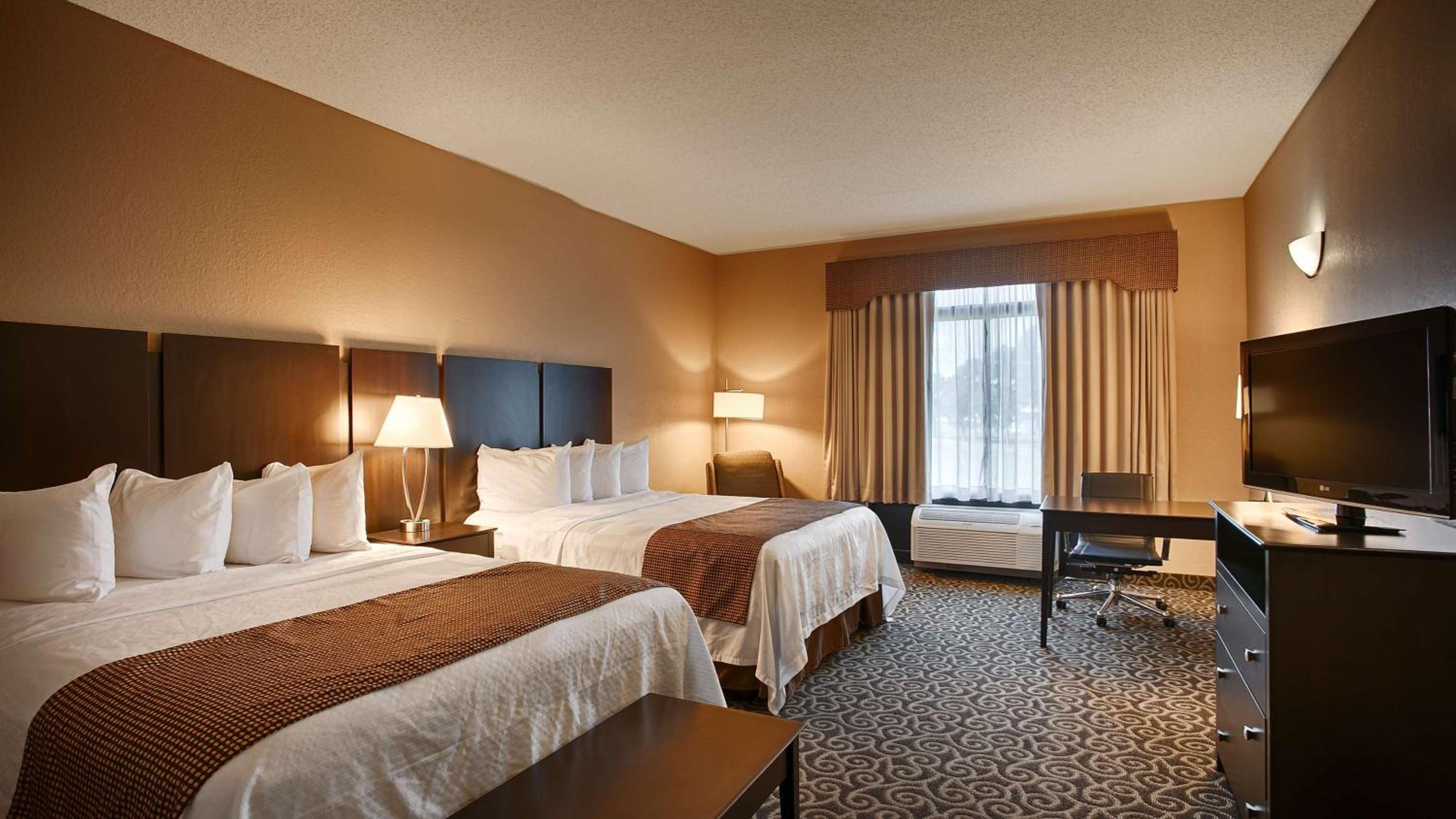 Standard Queen Room