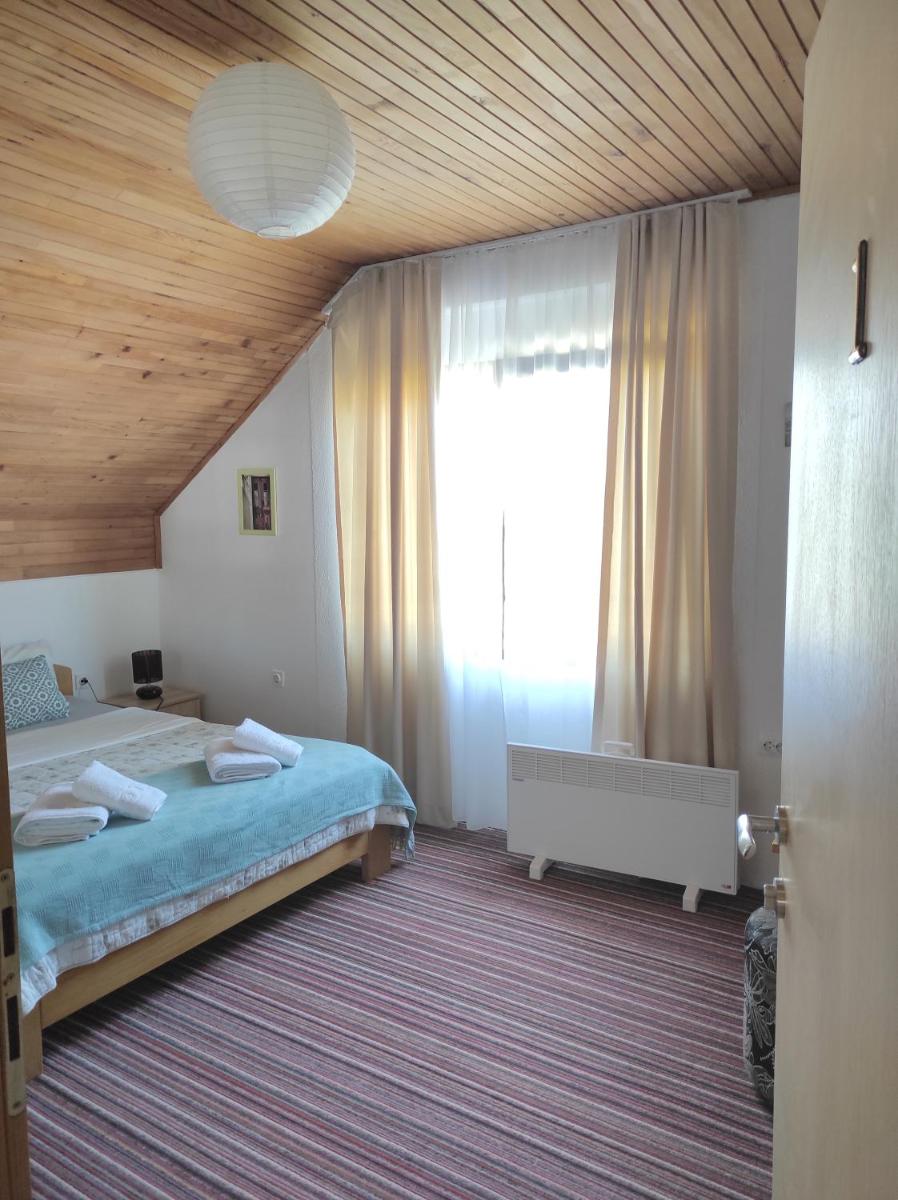 Standard Double Room - Photo 1