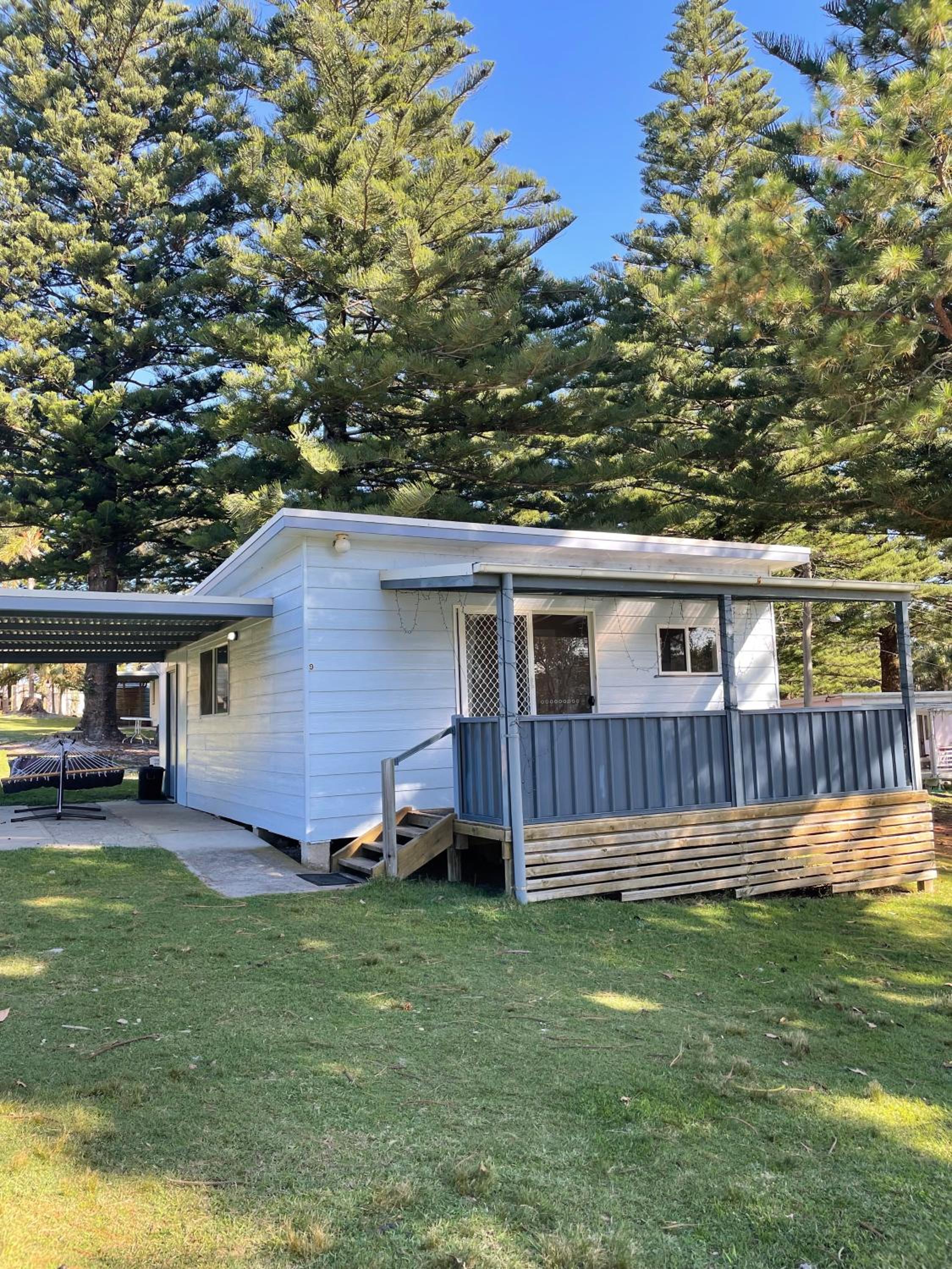 Family Bungalow photo 2
