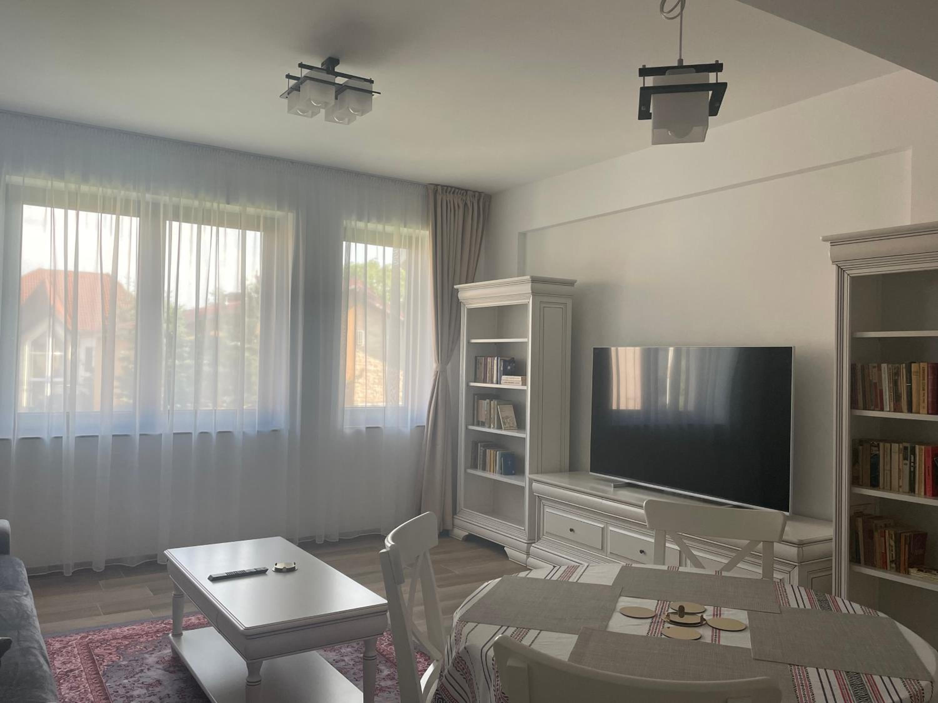 Apartment with Terrace - Photo 1